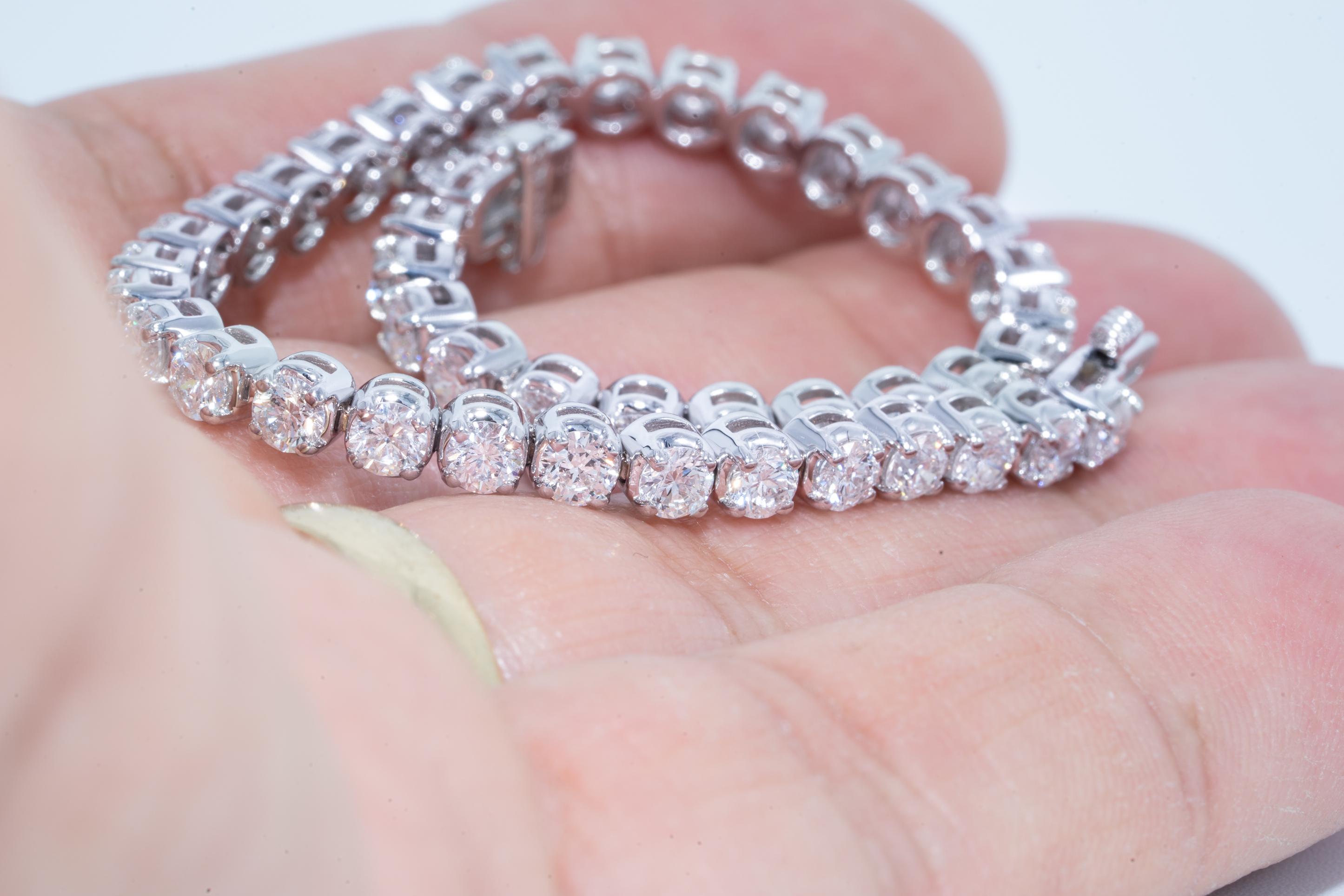 Diamond Line Tennis Bracelet, 6.83 Carat Total in 18K, by The Diamond Oak In New Condition In New York, NY