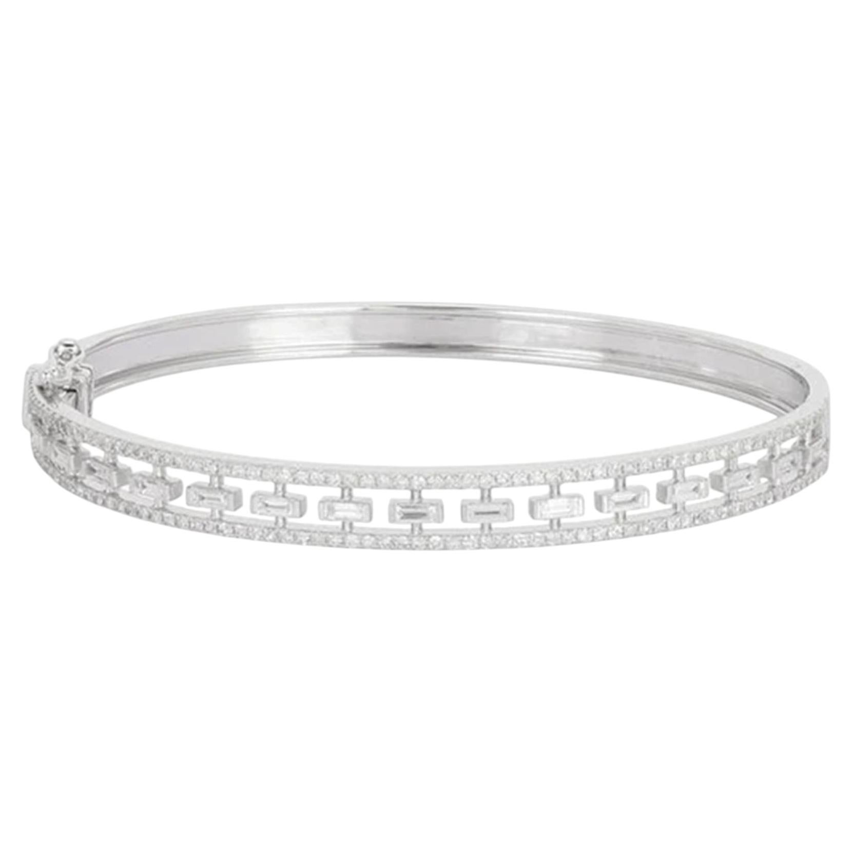 Diamond Link 14K (or 18k upon request) White Gold Pattern Bangle Bracelet For Sale