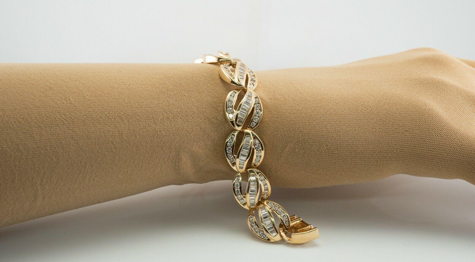 Taille baguette Bracelet à maillons en or 14 carats avec diamants 6,44 TDW en vente