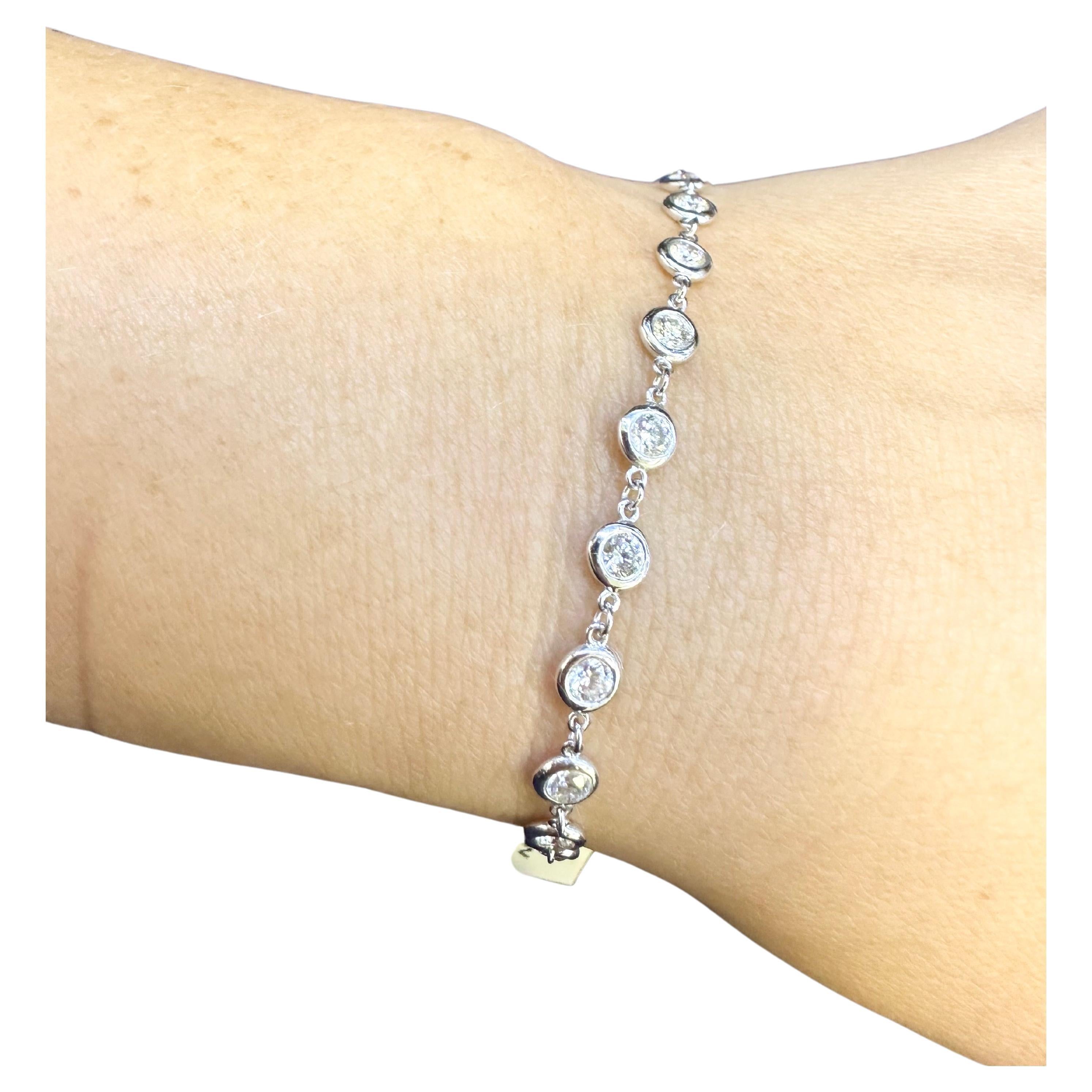 Diamond link bracelet 14KT white gold For Sale