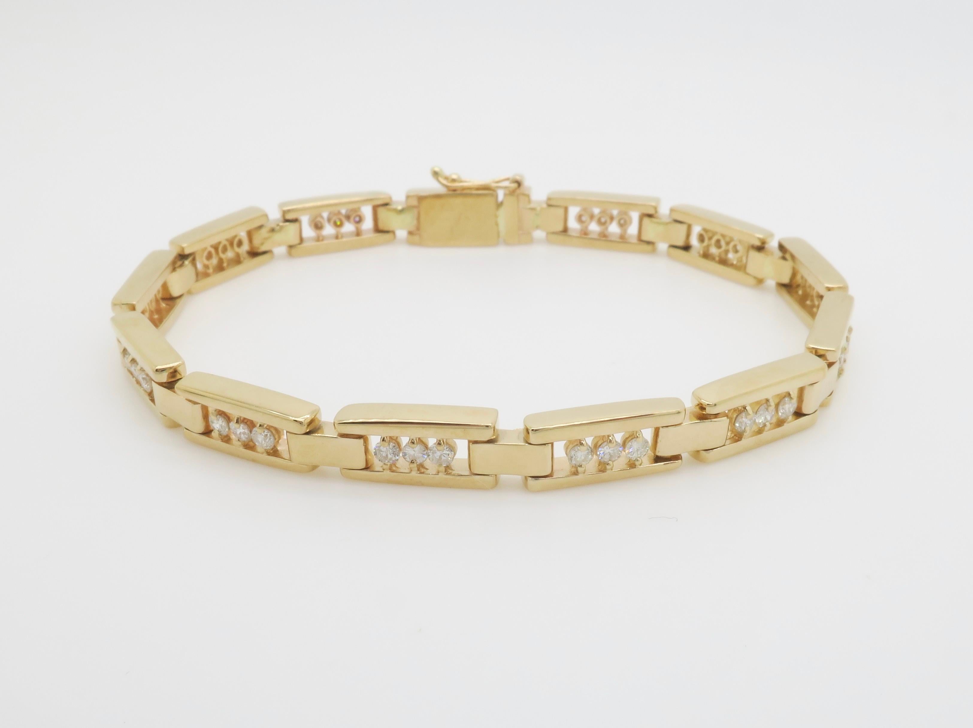 Bracelet à maillons en or jaune 14 carats en vente 1