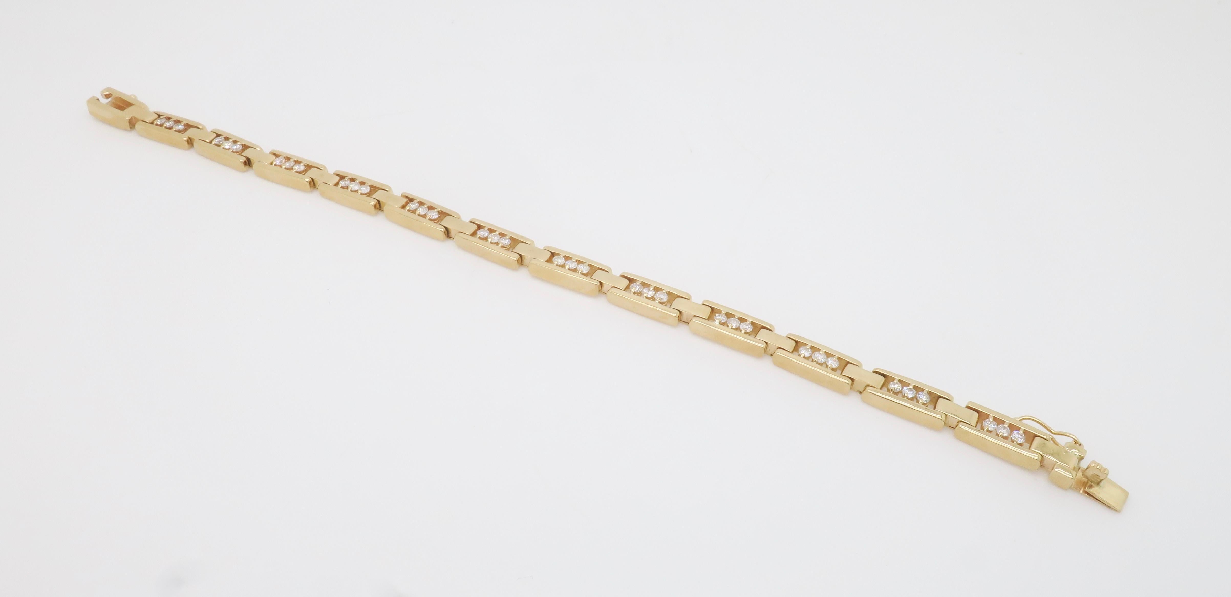 Bracelet à maillons en or jaune 14 carats en vente 2