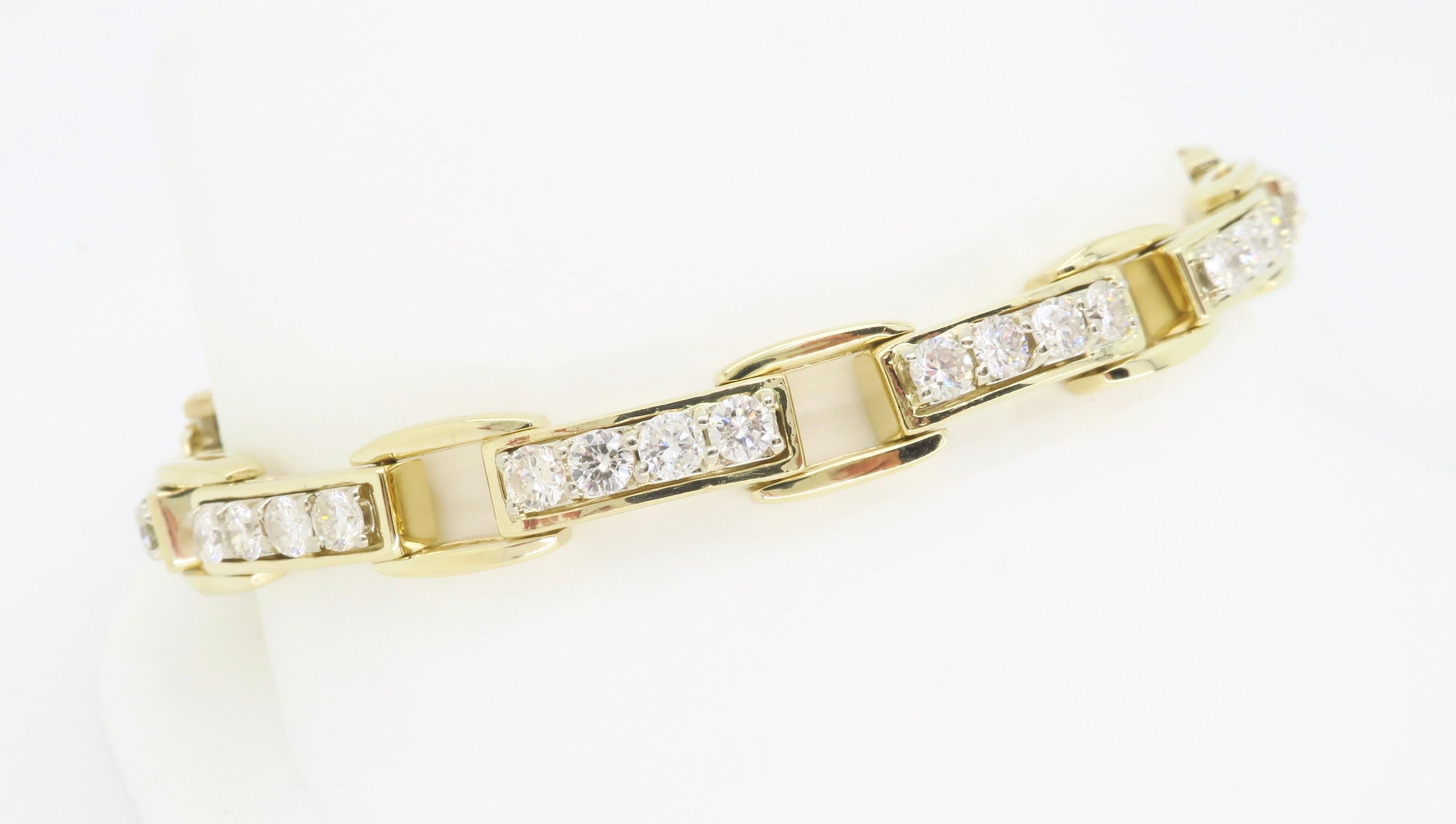 14K yellow gold diamond link bracelet featuring four Round Brilliant cut diamond set into each link. 

Diamond Carat Weight: Approximately 3.02CTW
Diamond Cut: Round Brilliant Cut
Color: Average G-J
Clarity: Average SI1-I1
Metal: 14K Yellow