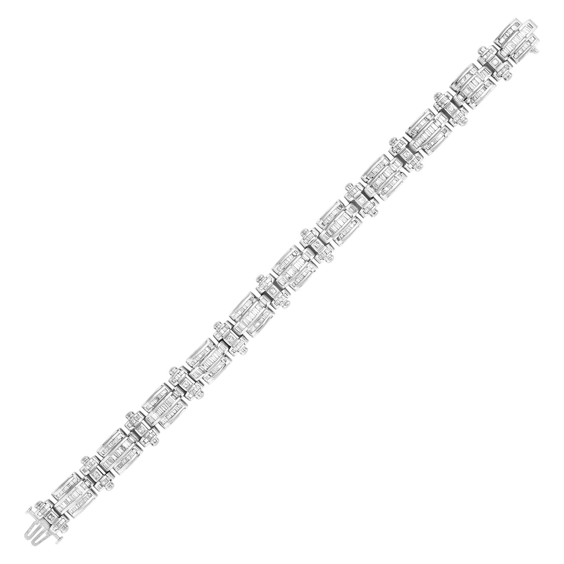 Diamond Link Bracelet in 14k White Gold with Approximately 8.0 Carat in Baguette In Excellent Condition For Sale In Surfside, FL