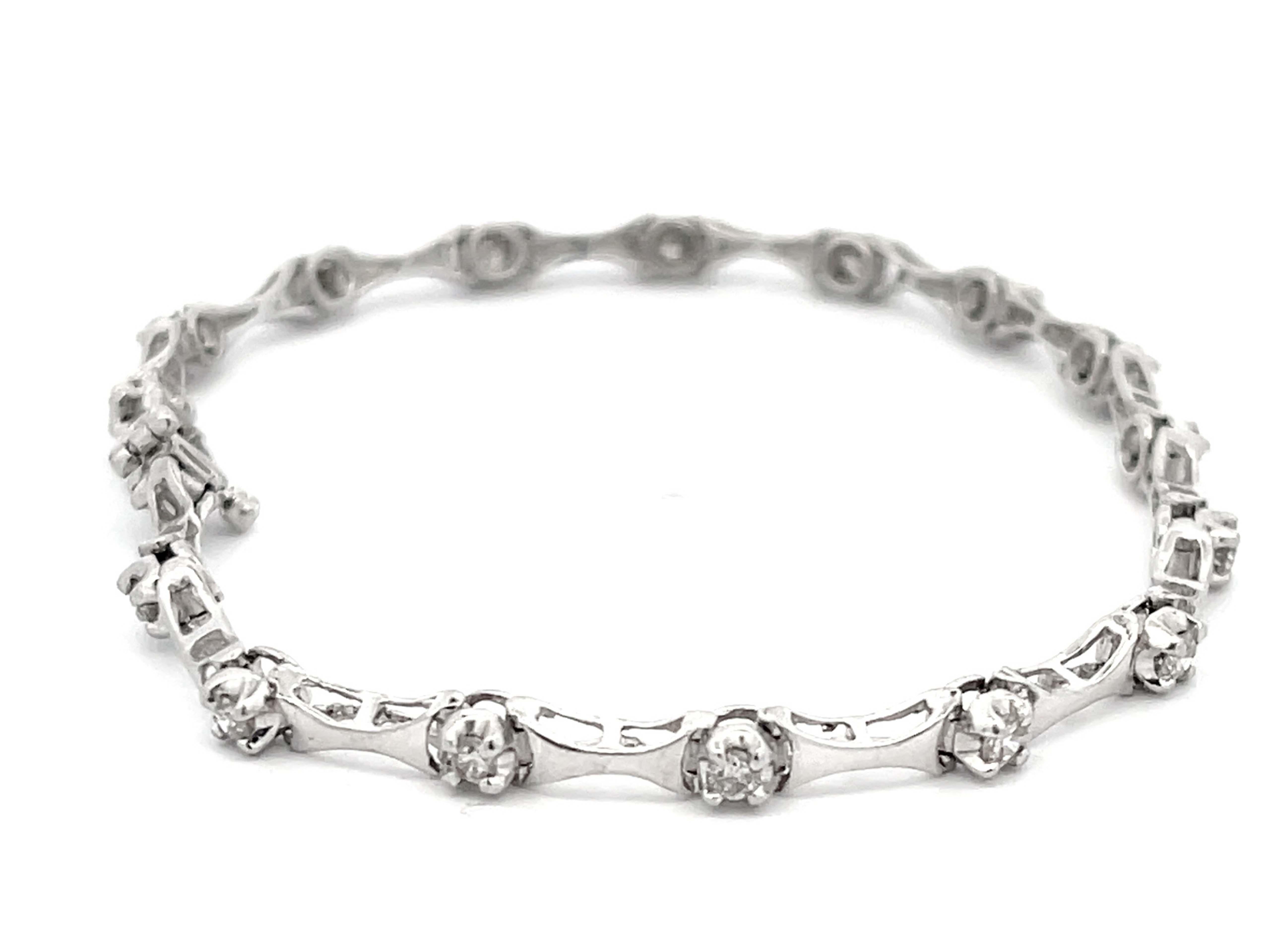 Brilliant Cut Diamond Link Bracelet in Platinum For Sale