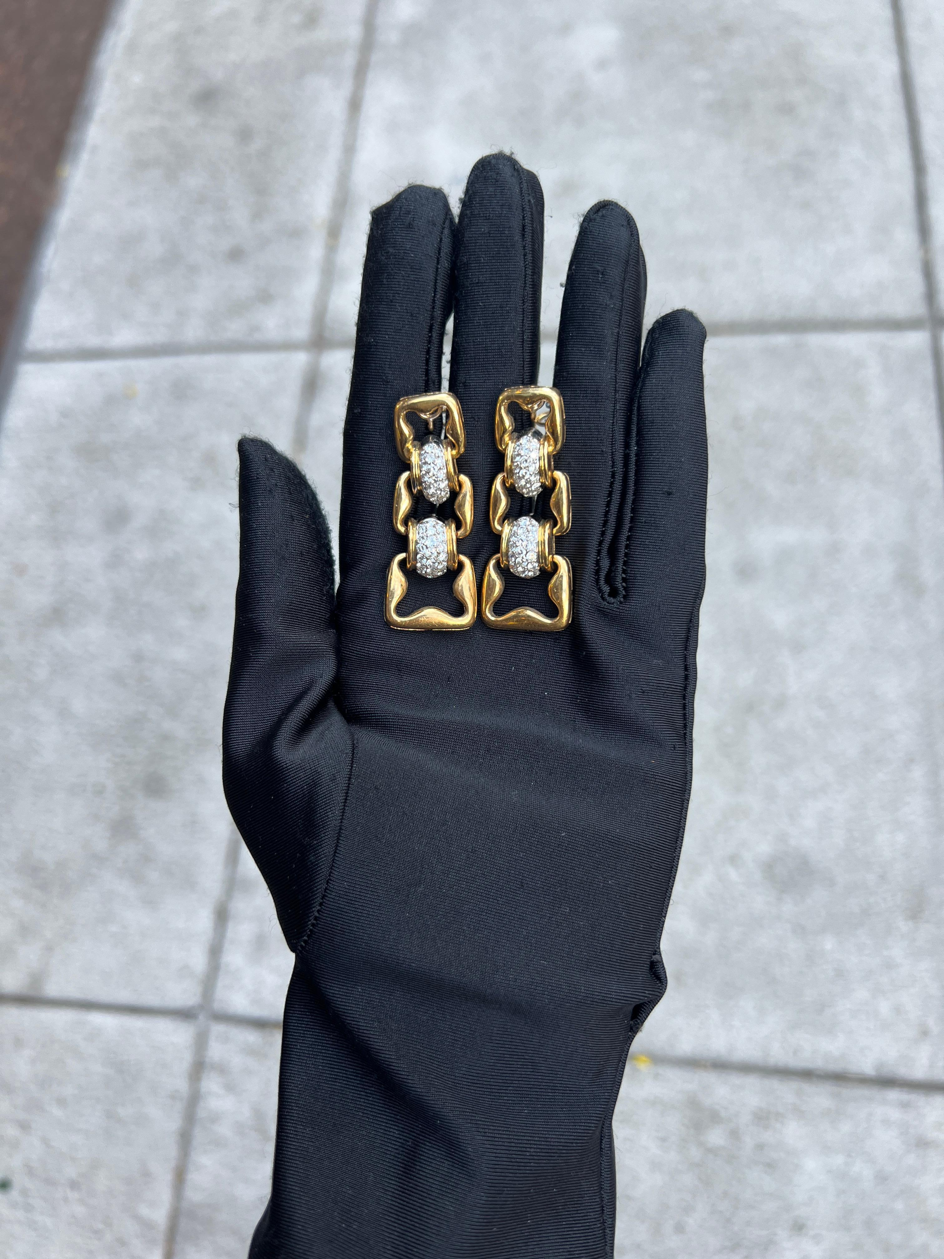 Round Cut Diamond Link Earrings For Sale