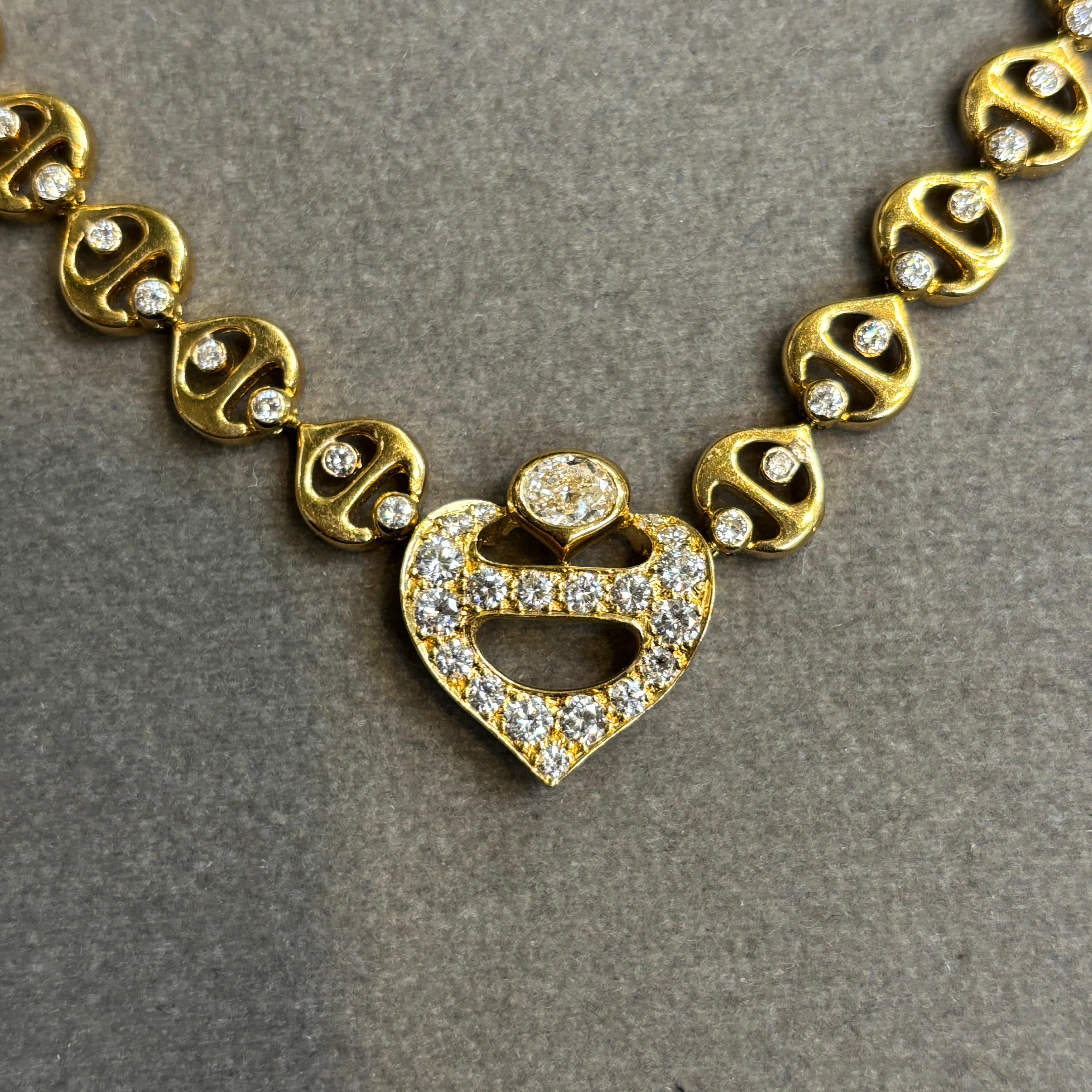 Diamond Link Necklace In Excellent Condition For Sale In New York, NY