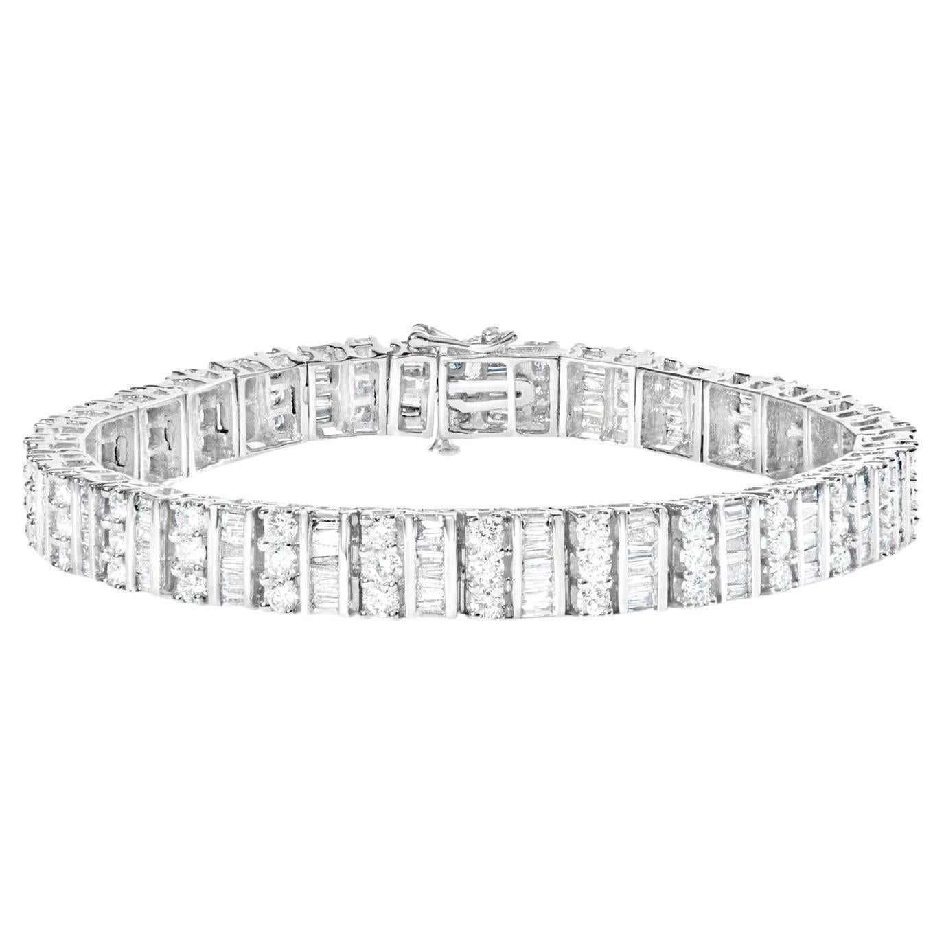Diamond Link Statement Bracelet Round and Baguette Cut 6 Carats 14K White Gold For Sale