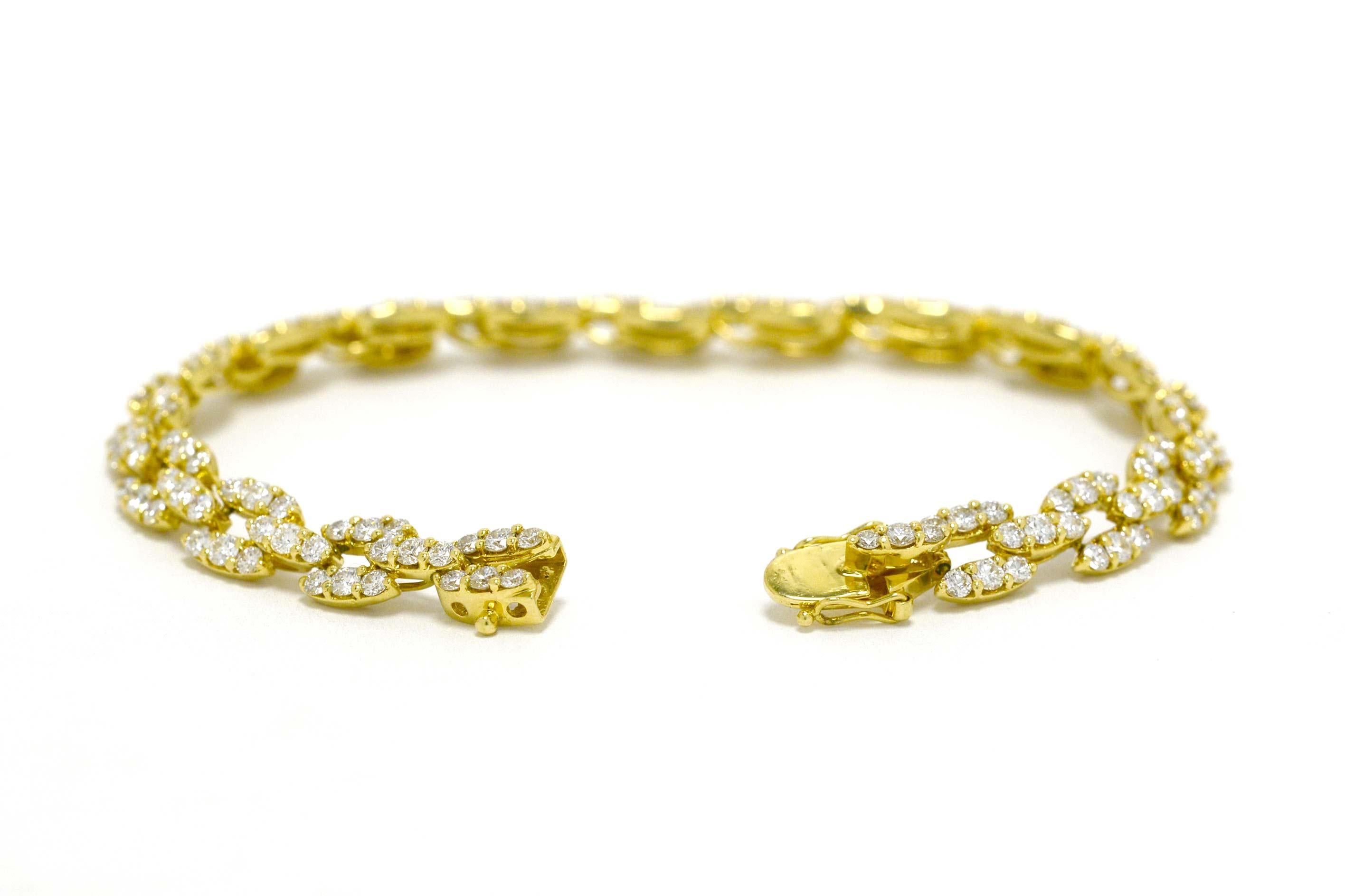 Women's Diamond Link Tennis Bracelet 7 Carat 18 Karat Yellow Gold Modernist 1970s Estate