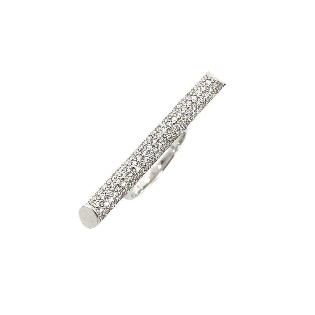 18ct White Gold Diamond Log Ring set with 200 F VS Quality Diamonds

Additional Information:
Total Diamond Weight: 1.0ct
Diamond Colour: F
Diamond Clarity: VS
Total Weight: 5.5g
Width of Bar: 39mm
Ring Size: M
SMS511