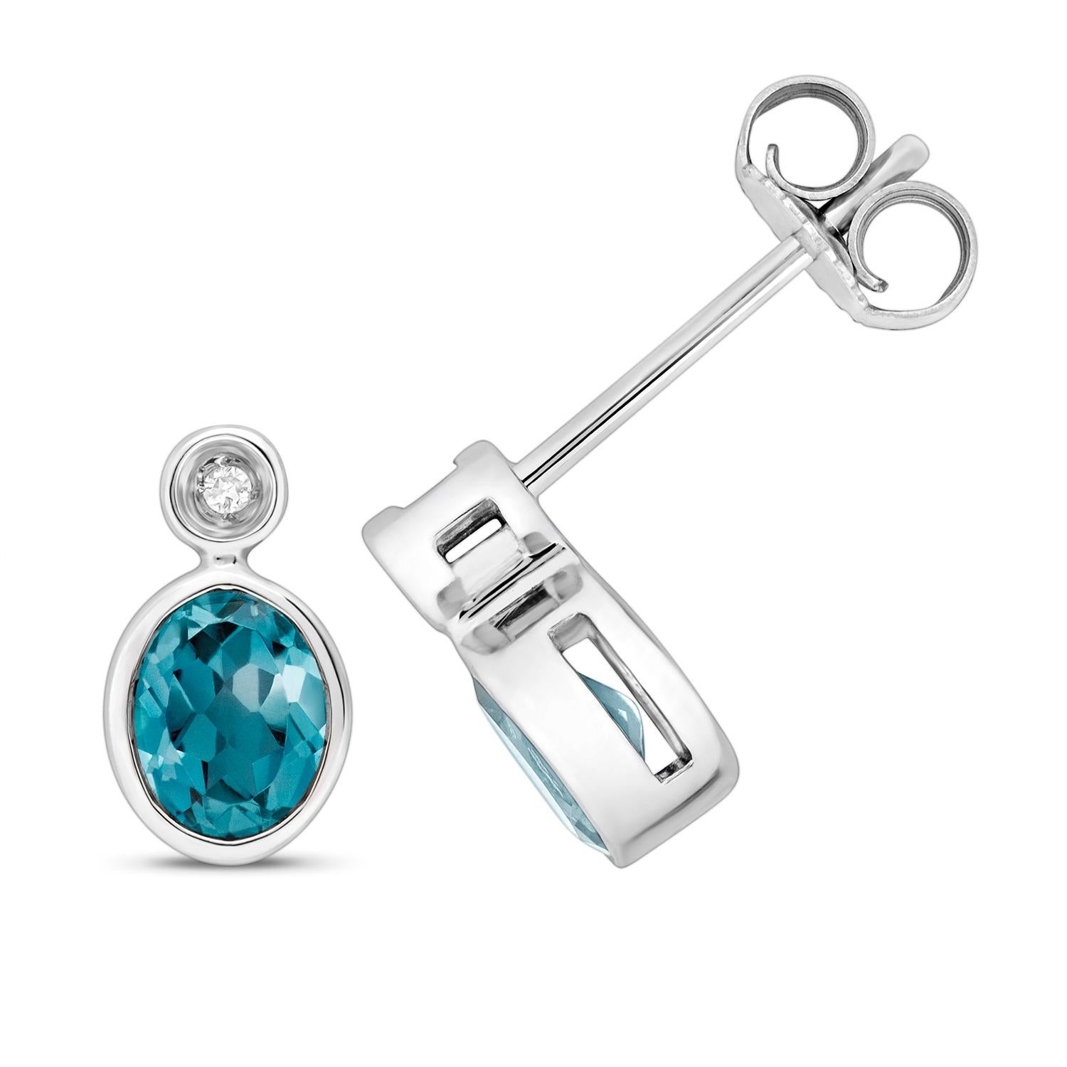 DIAMOND & LONDON BLUE TOPAZ OVAL RUBOVER STUDS IN 9CT WHITE Gold In New Condition For Sale In Ilford, GB