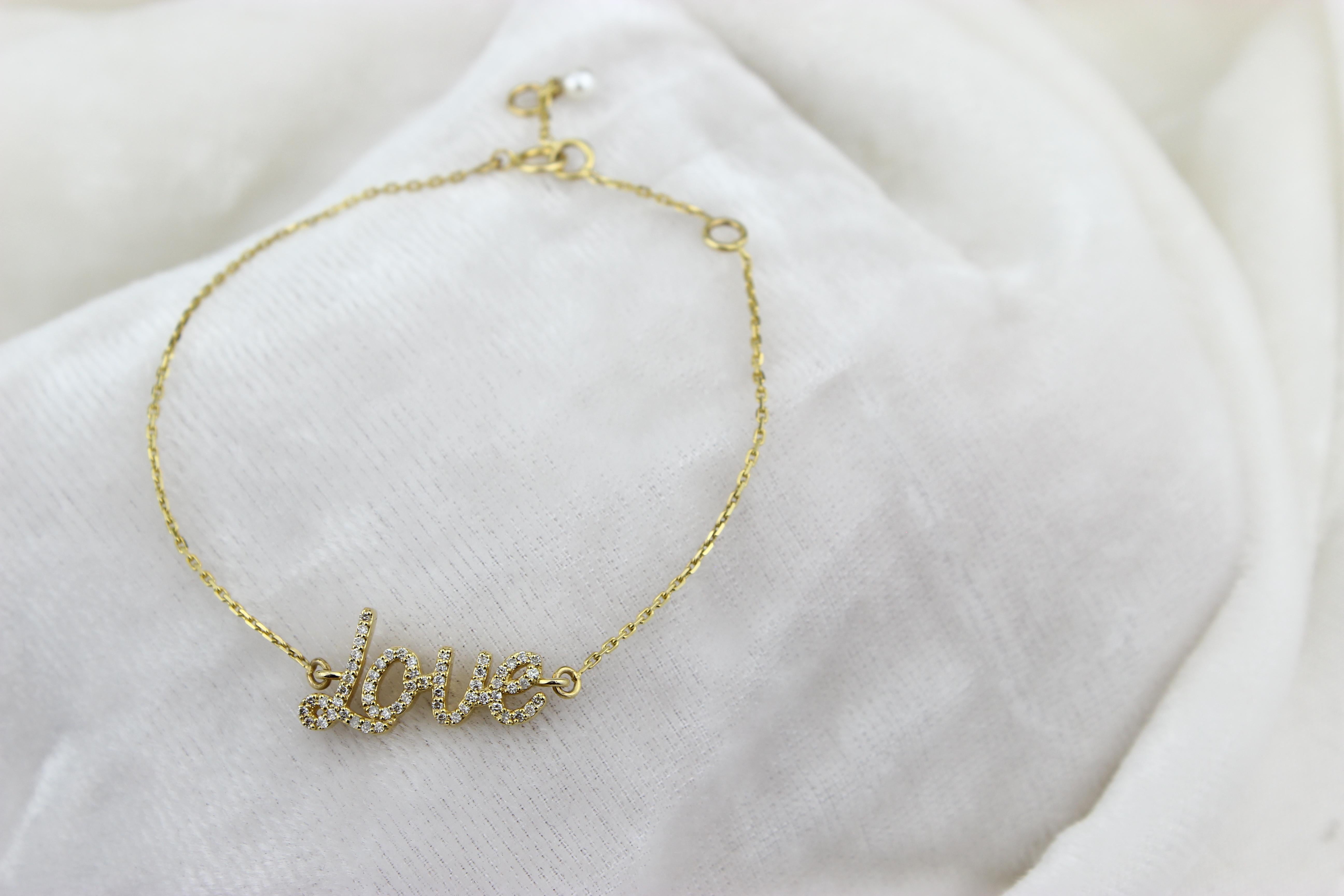 Bracelet Love Charm en or massif 18 carats avec diamants en vente 4