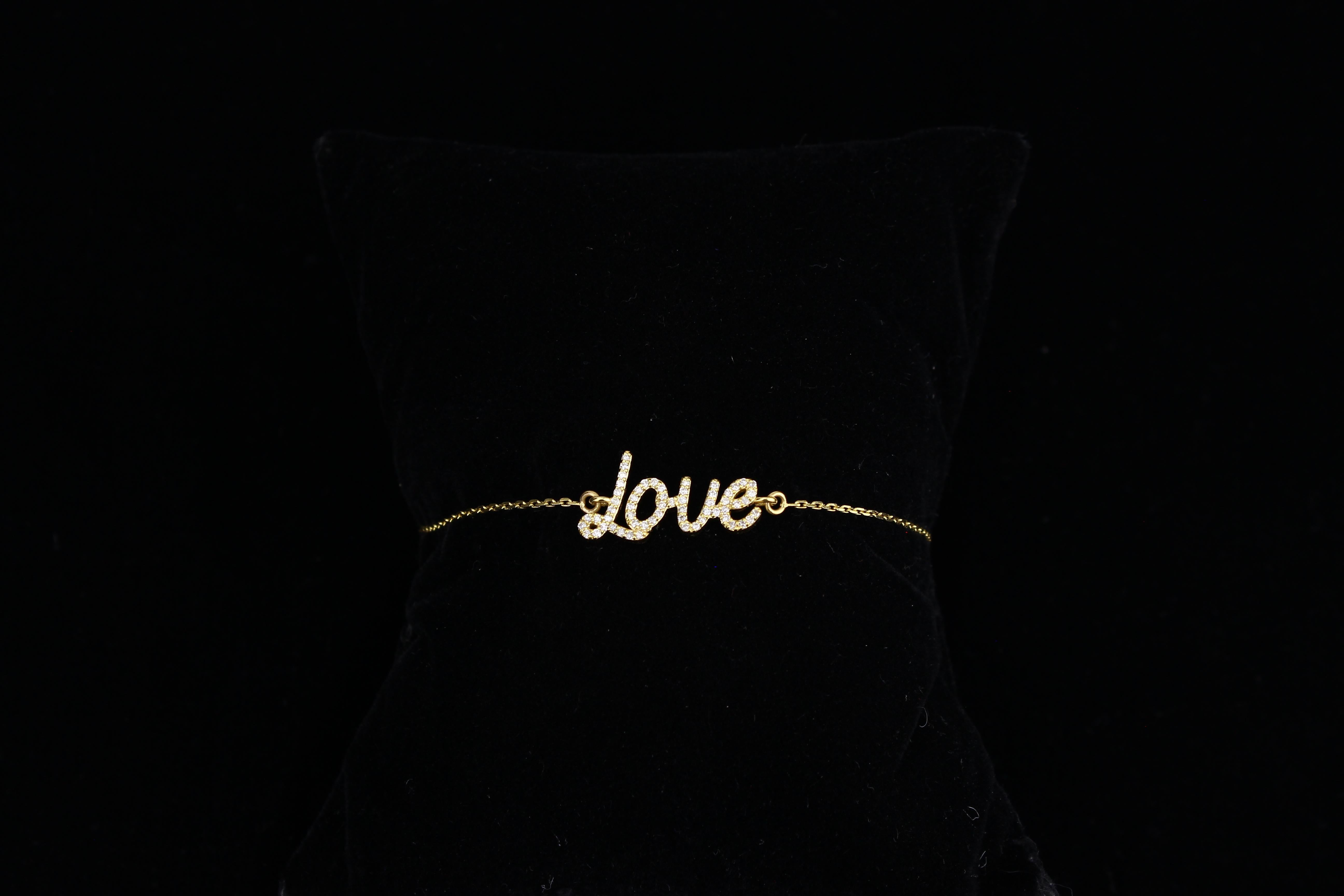 Bracelet Love Charm en or massif 18 carats avec diamants en vente 7