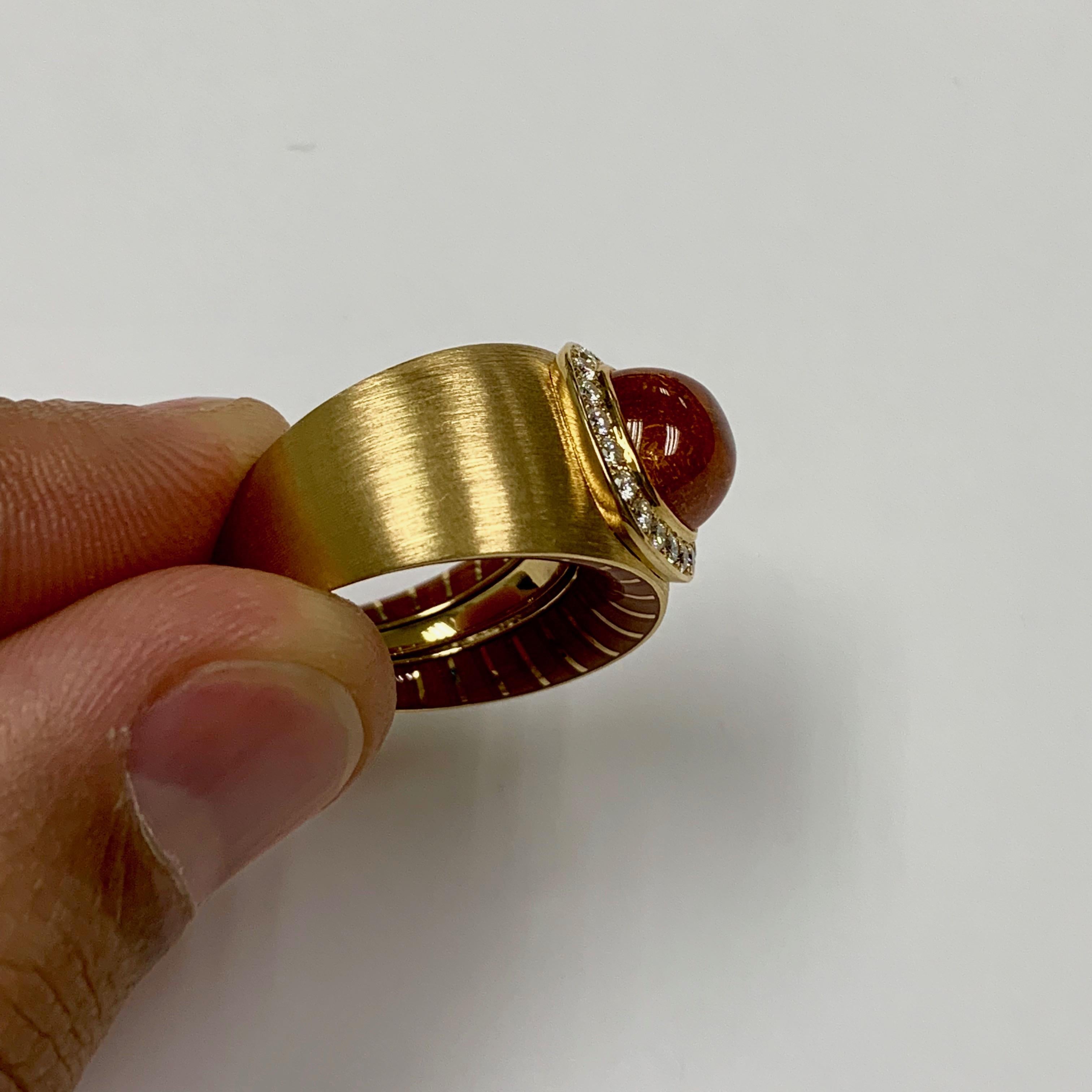 Diamant Mandarin Granat 18 Karat Gelbgold Kaleidoskop-Emaille-Ring (Cabochon) im Angebot