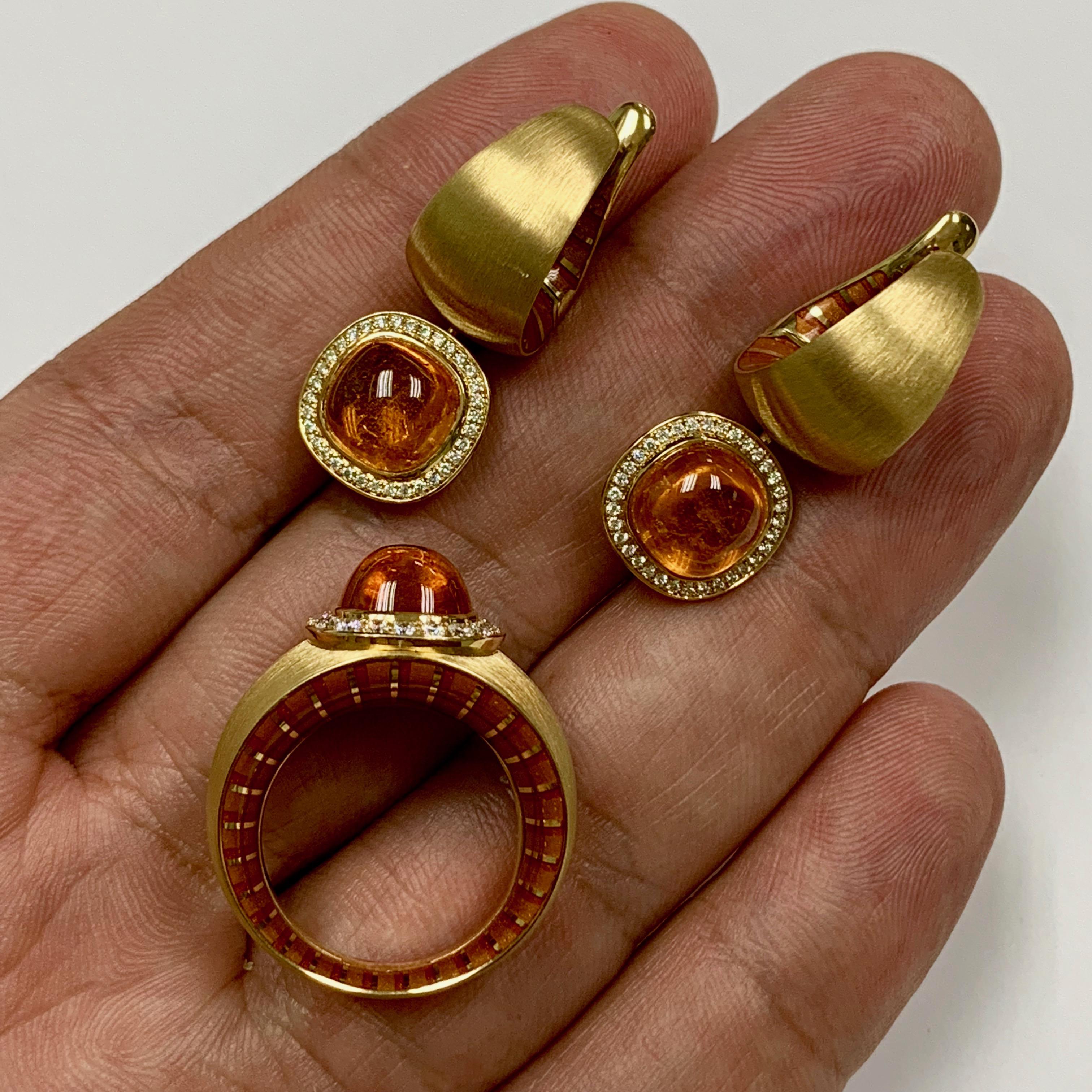Women's or Men's Diamond Mandarin Garnet 18 Karat Yellow Gold Kaleidoscope Enamel Ring For Sale