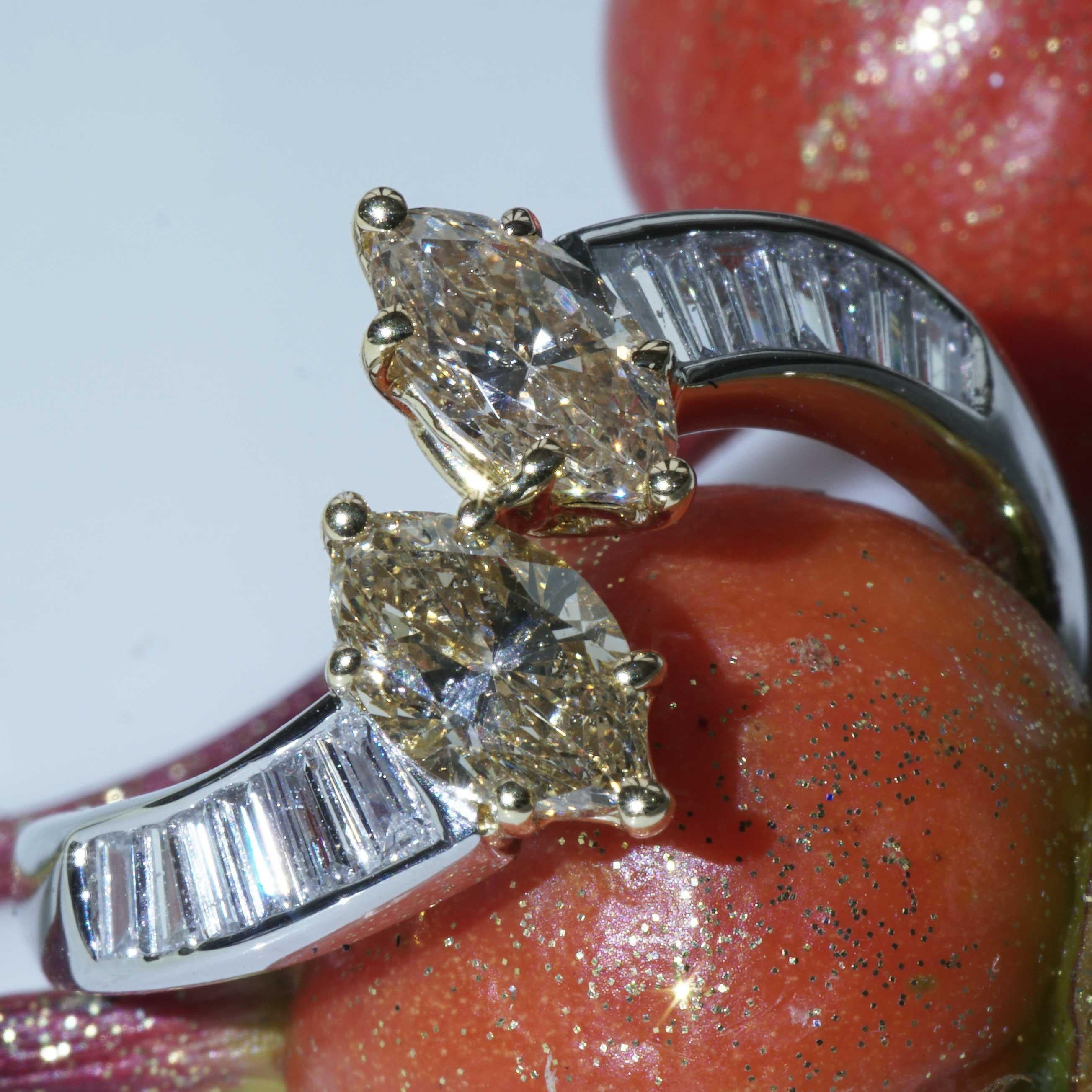 Diamond Marquise Platinum Gold Ring 1.11 ct 0.36 ct exclusive and excellent For Sale 2