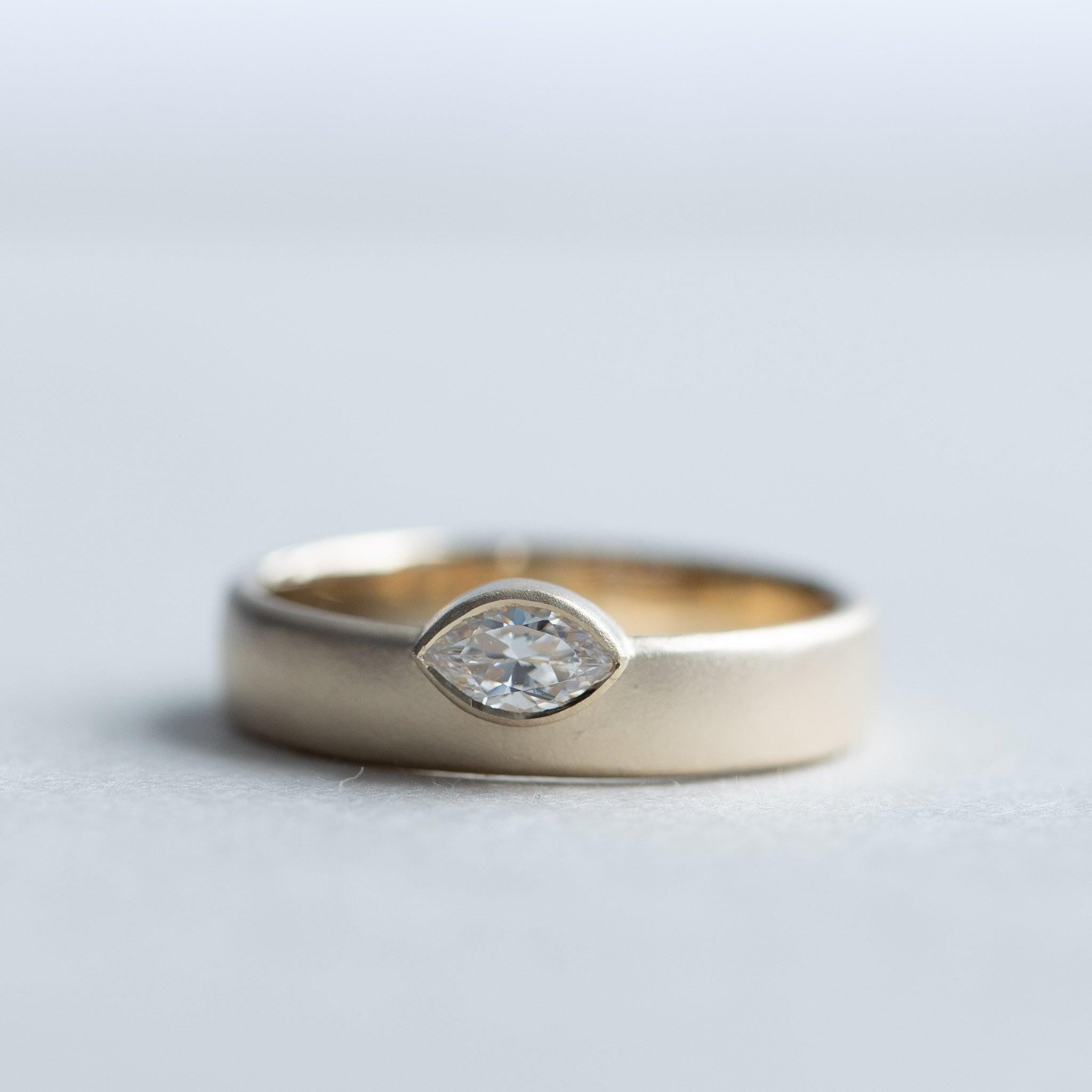 For Sale:  Diamond Marquise Ring, 14 Karat Wedding Band, 0.20 Carat Marquise Diamond 4