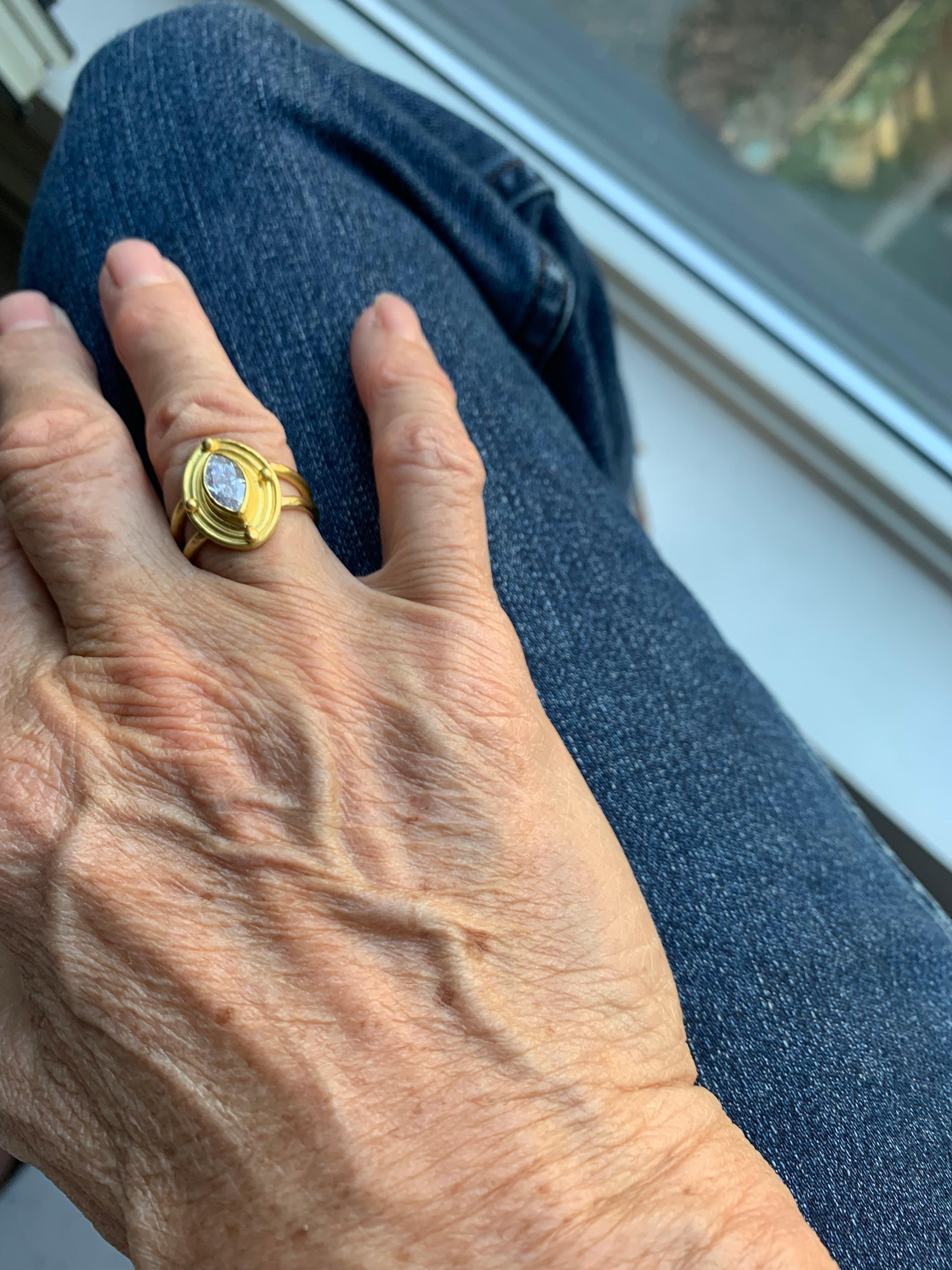 Diamant-Marquise-Ring aus 22 Karat Gold mit Diamant im Zustand „Neu“ im Angebot in New York, NY