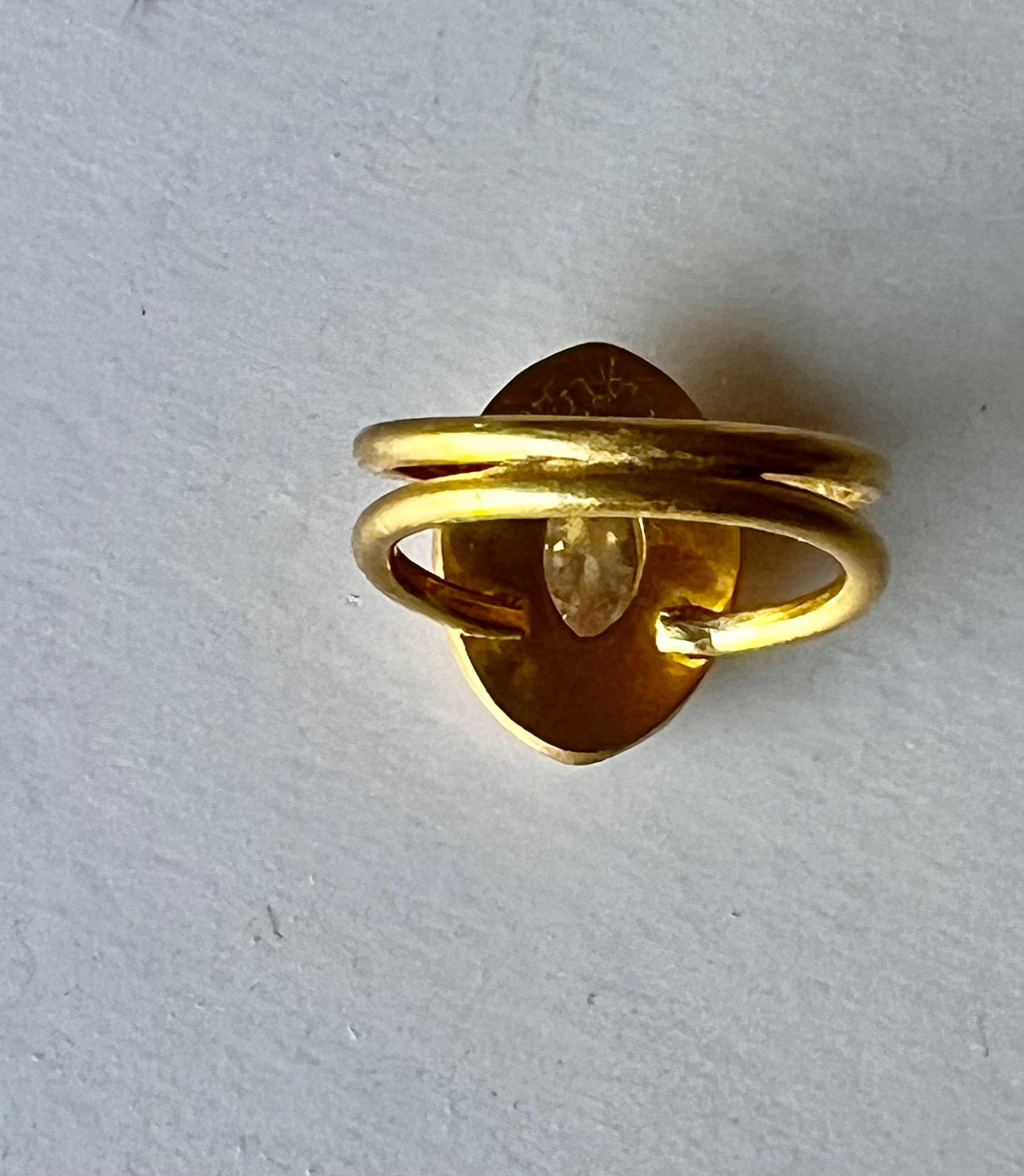 Diamant-Marquise-Ring aus 22 Karat Gold mit Diamant im Angebot 2