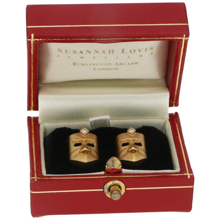 Diamond Masque Stud Earrings in 18 Carat Gold In Good Condition For Sale In London, GB