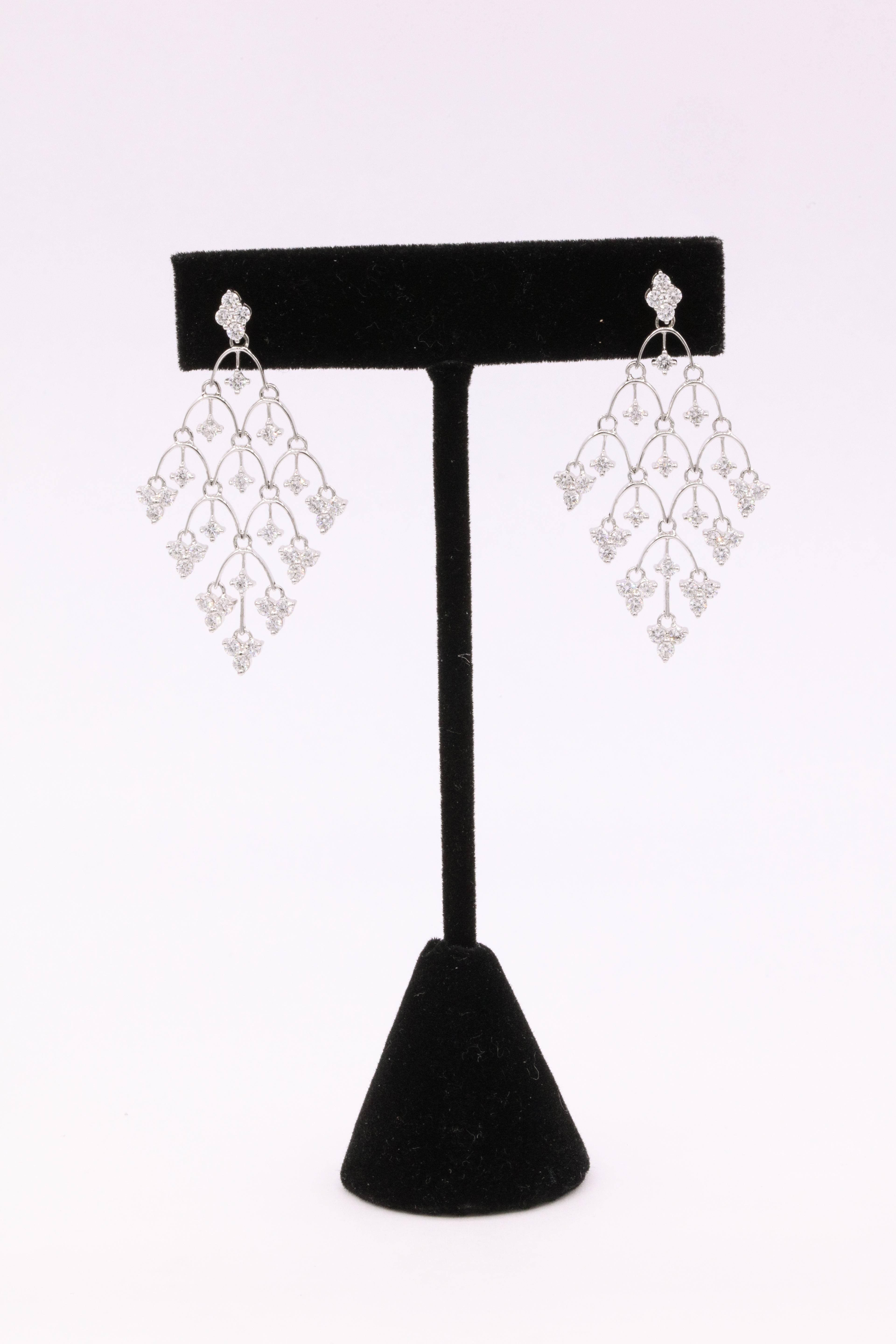 Contemporary Diamond Mesh Drop Earrings 2.17 Carats 18 Karat White Gold For Sale