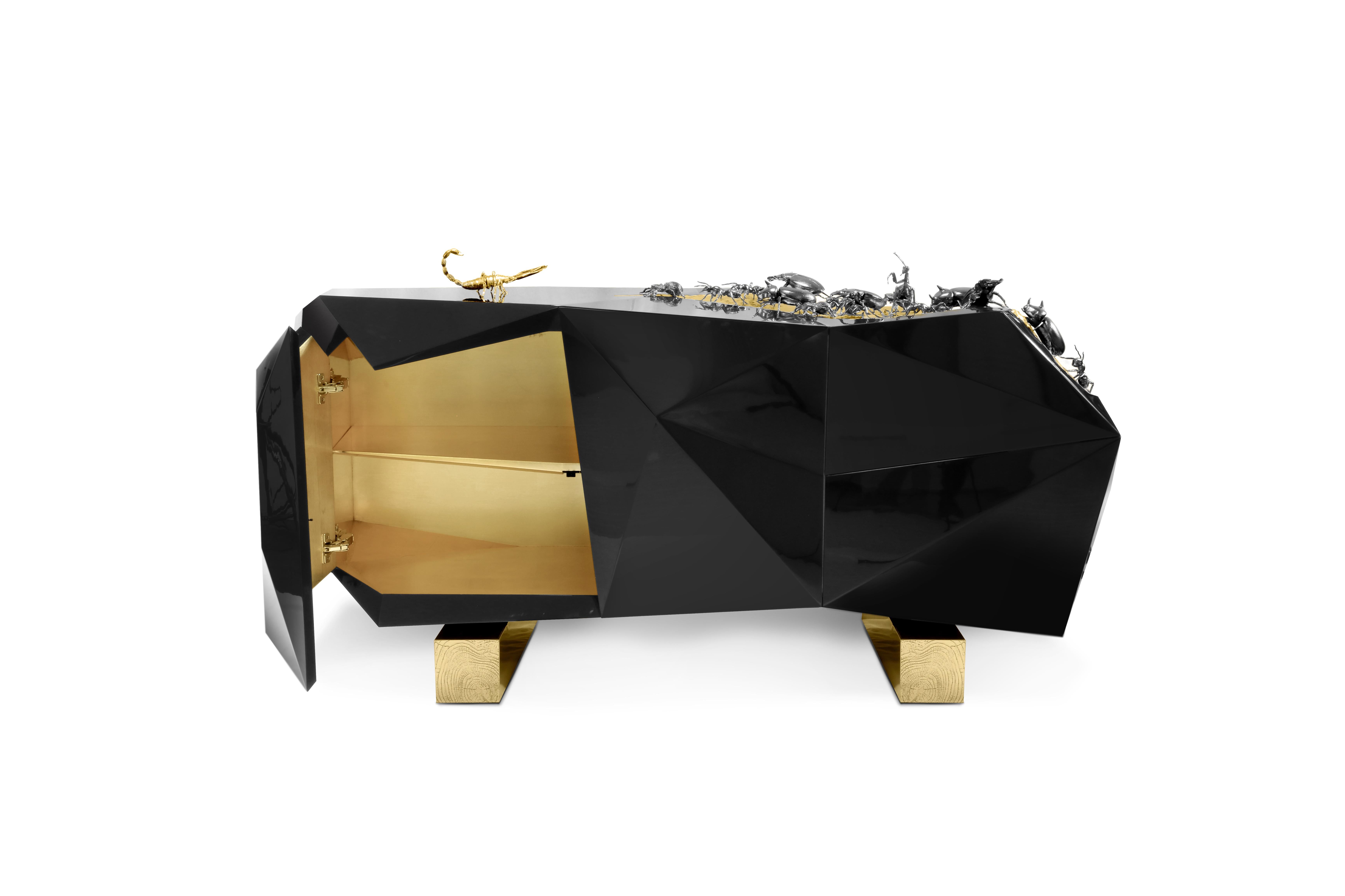 Portoghese Credenza Diamond Metamorphosis - Falegnameria artigianale e ottone - Boca Do Lobo in vendita