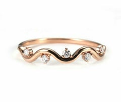 Minimalistischer Diamant-Verlobungsring 14k Massivgold Eternity-Ehering.