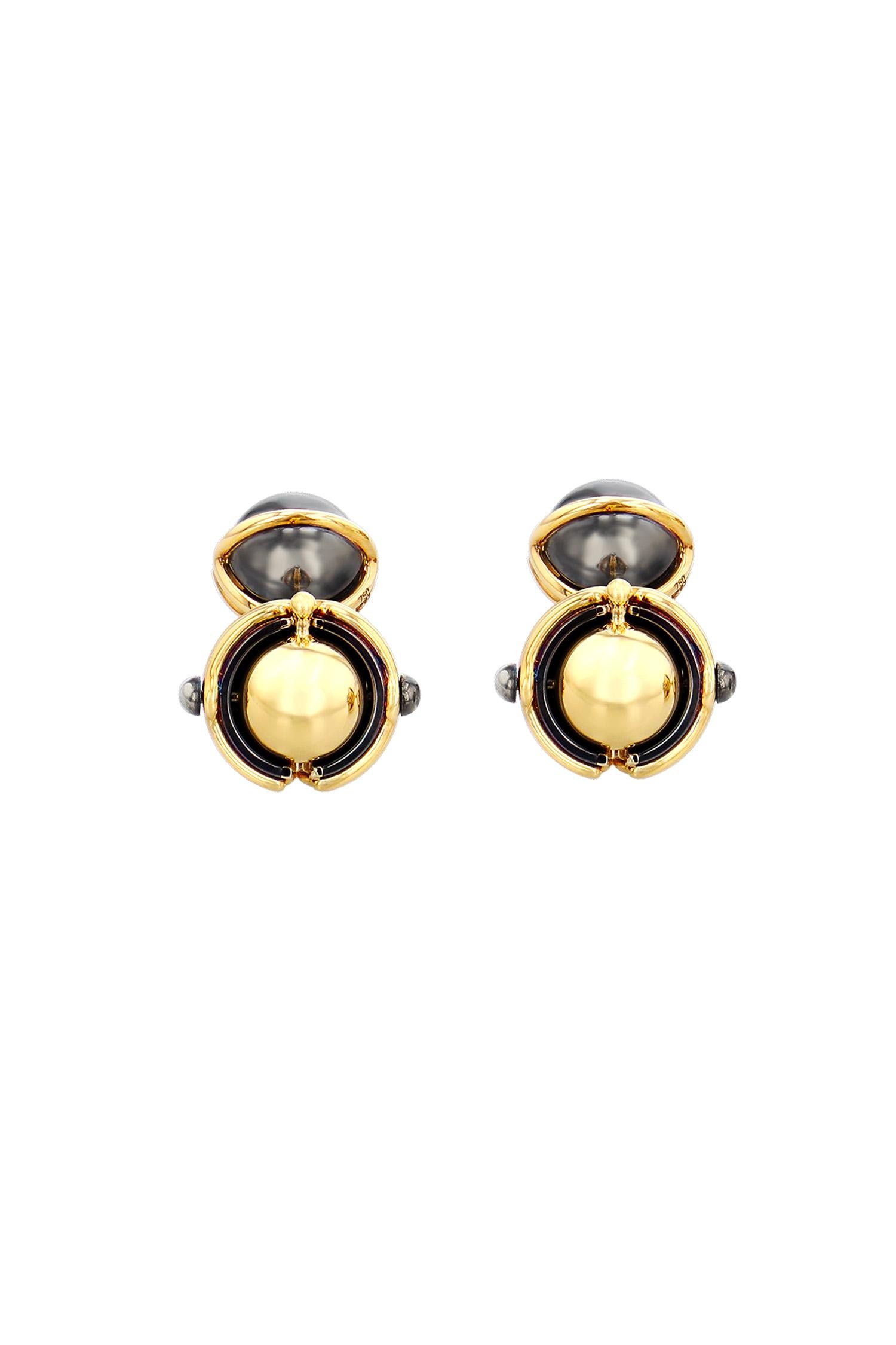 Neoclassical Diamond Mira Cufflinks in 18k Yellow Gold by Elie Top For Sale