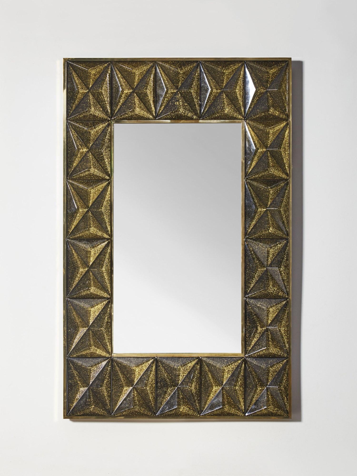 Superb wall mirror with frame in sculpted and cut Murano glass 