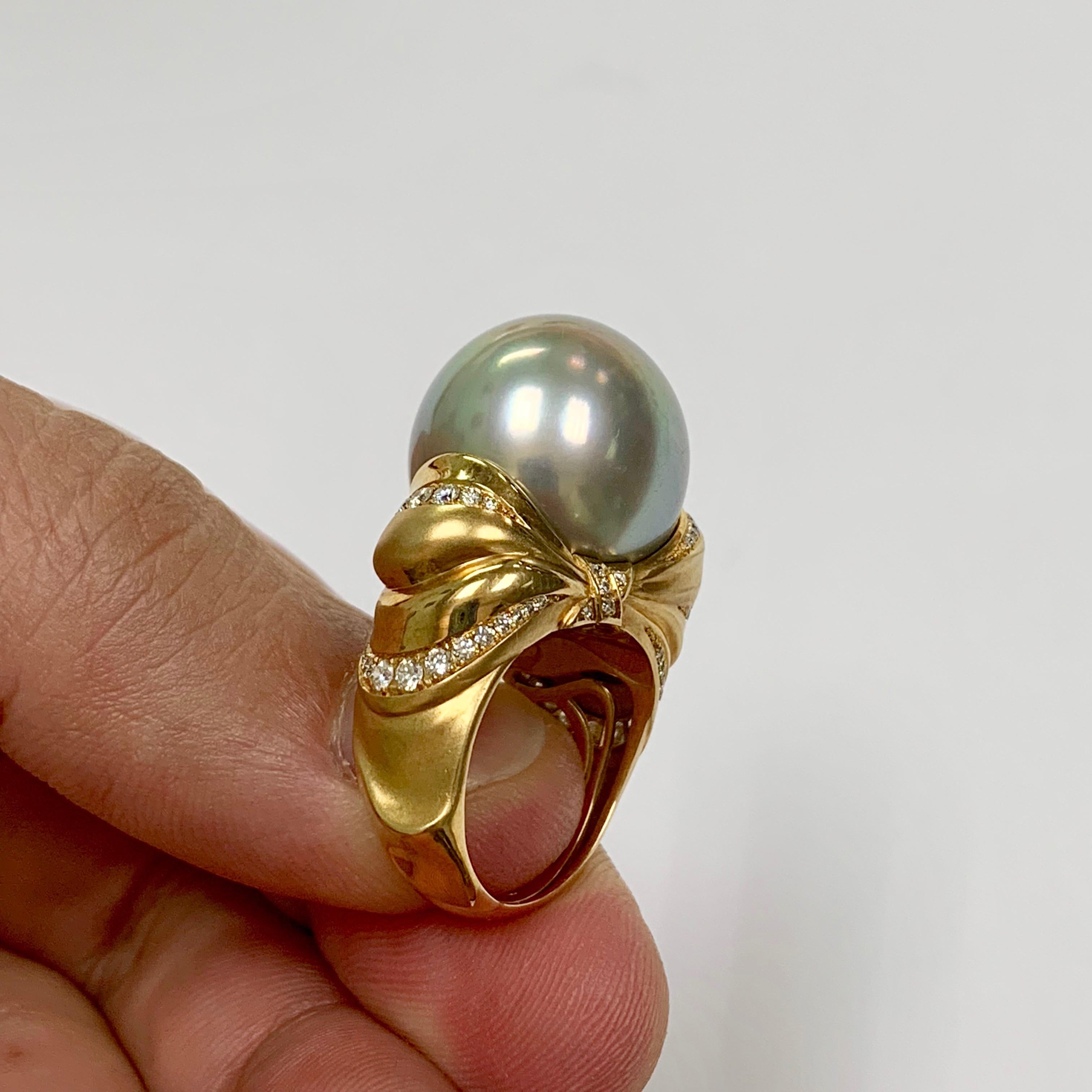 Contemporary Diamond Mocca Color Tahiti Pearl 18 Karat Yellow Gold Bow Ring