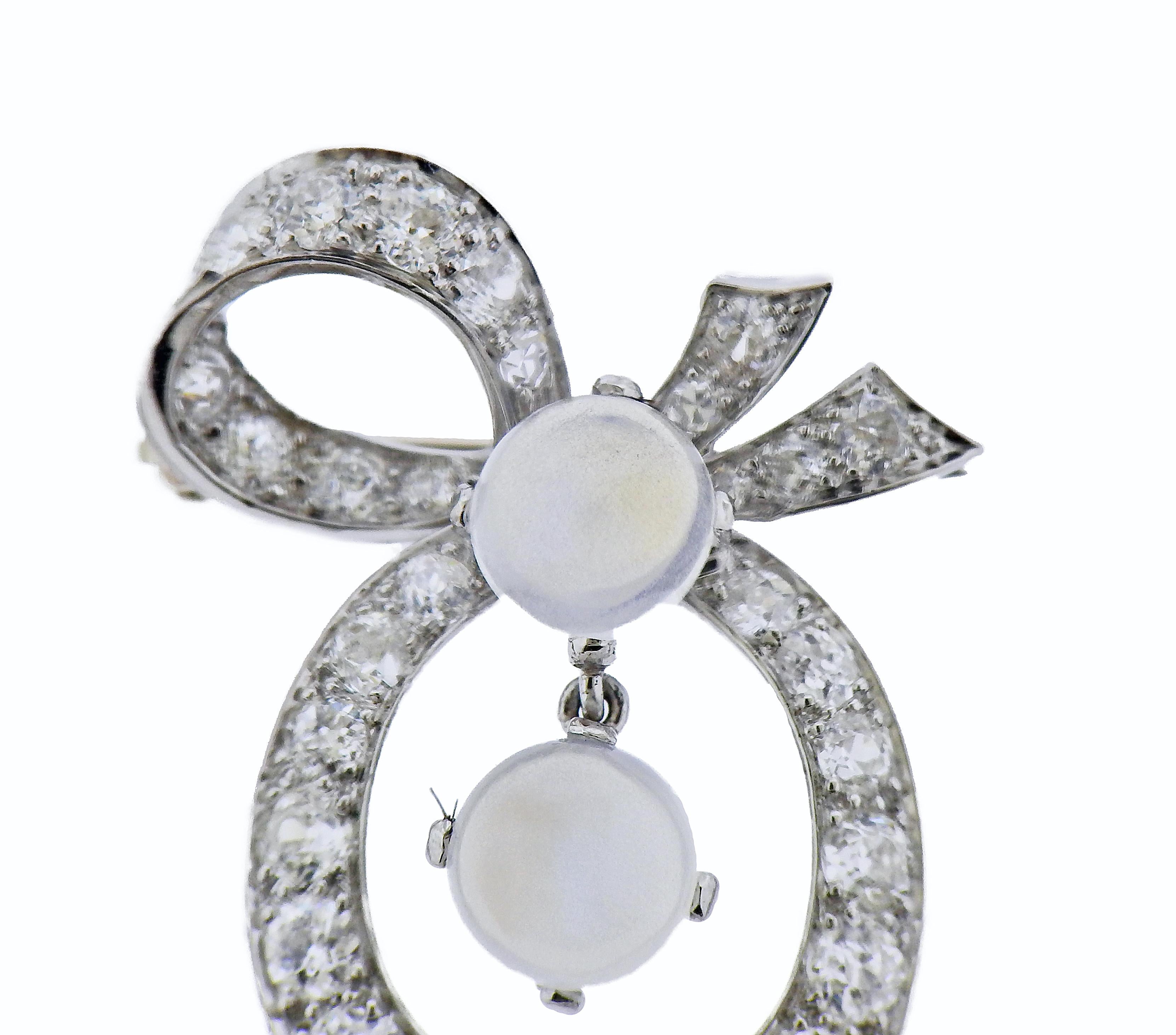 Diamond Moonstone Gold Bow Brooch Pin In Excellent Condition For Sale In New York, NY