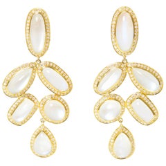 Boucles d'oreilles fantaisie pierre de lune et diamant