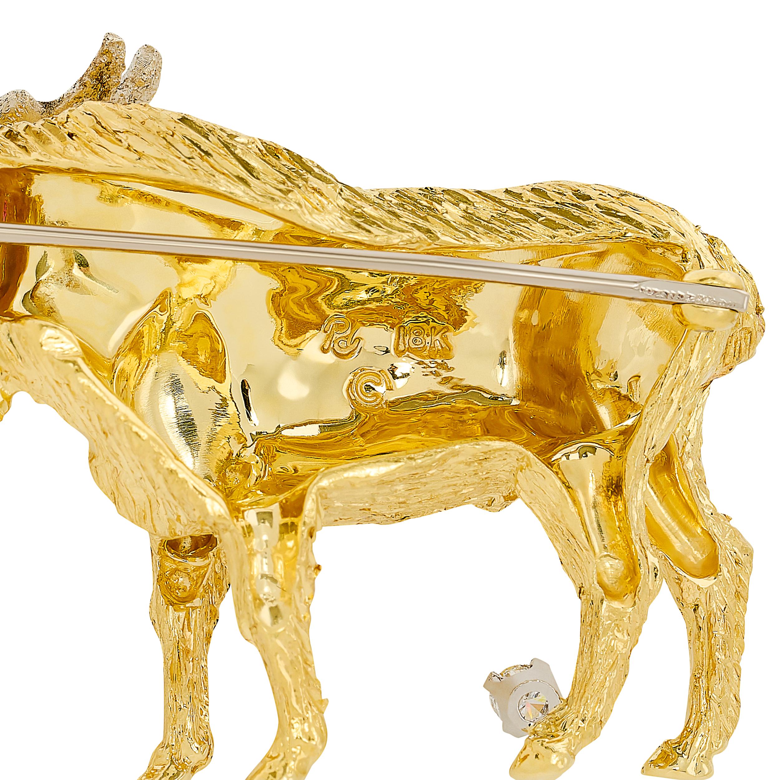 Diamant, Elch Pin in 18 Karat Gelbgold im Zustand „Hervorragend“ im Angebot in Philadelphia, PA