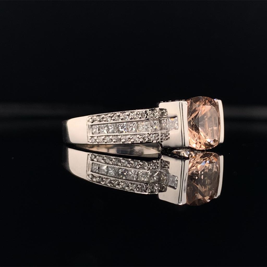 Anello con diamante e morganite 2,76 TCW in oro bianco 18k per donne certificato in vendita 1