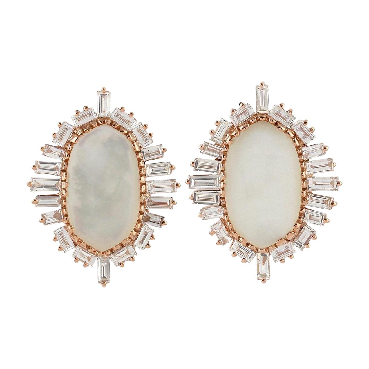 Diamond Pearl 18 Karat Gold Snow White Stud Earrings For Sale