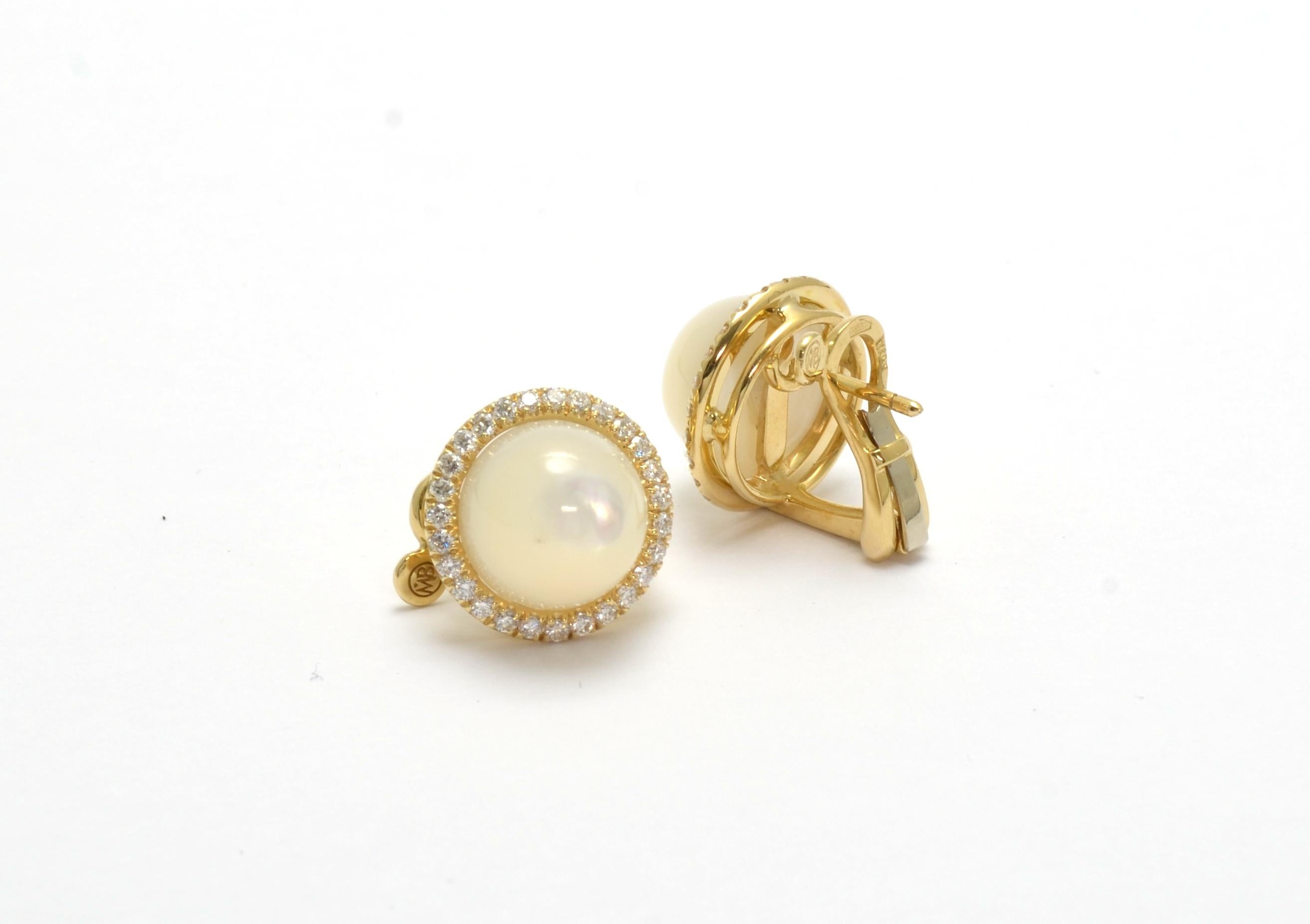 Contemporary Diamond Mother of Pearl 18 KT Yellow Gold Clip Earrings For Sale
