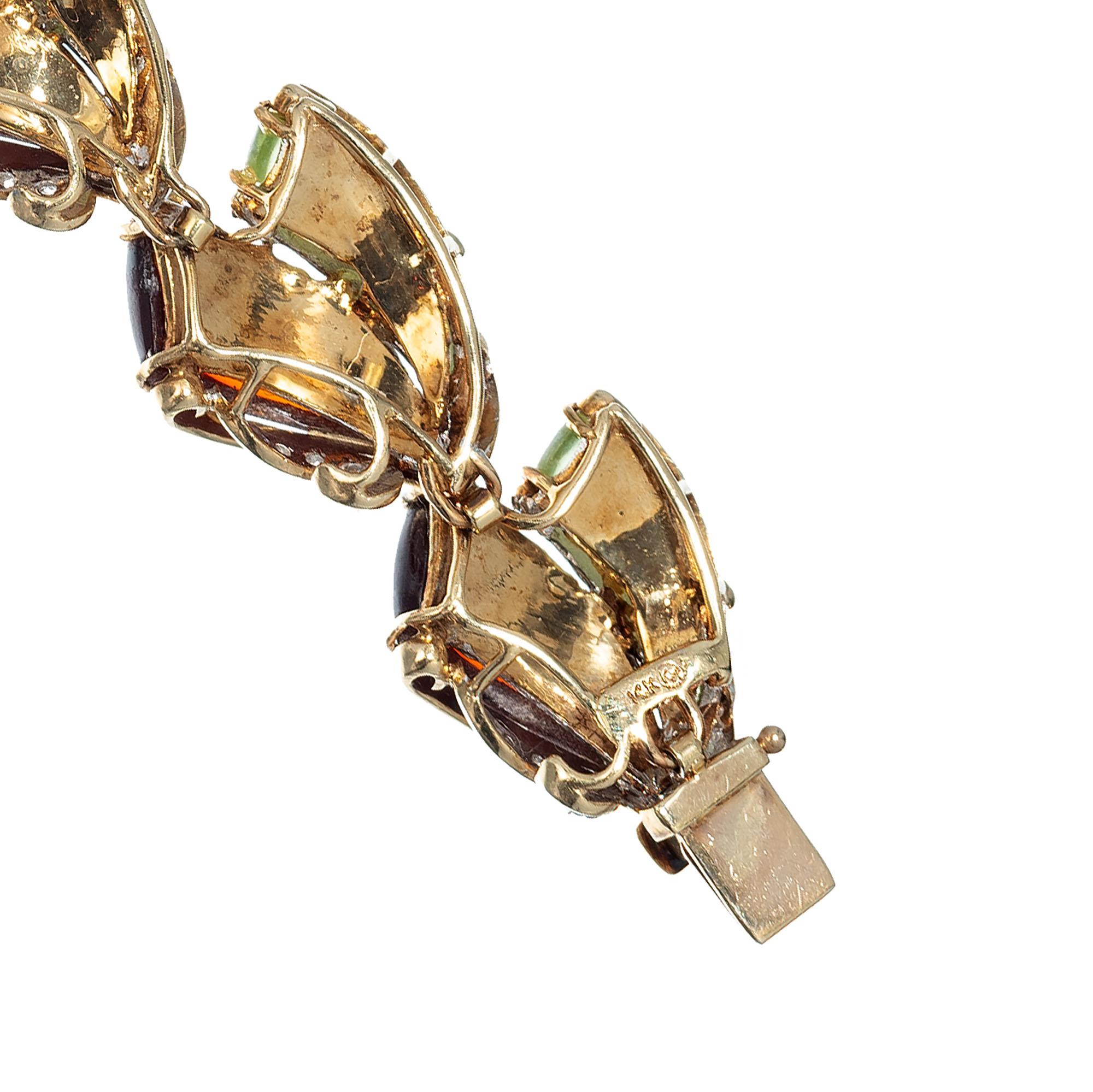 Bracelet en or incrusté de diamants et d'émail multicolore avec incrustation en vente 1