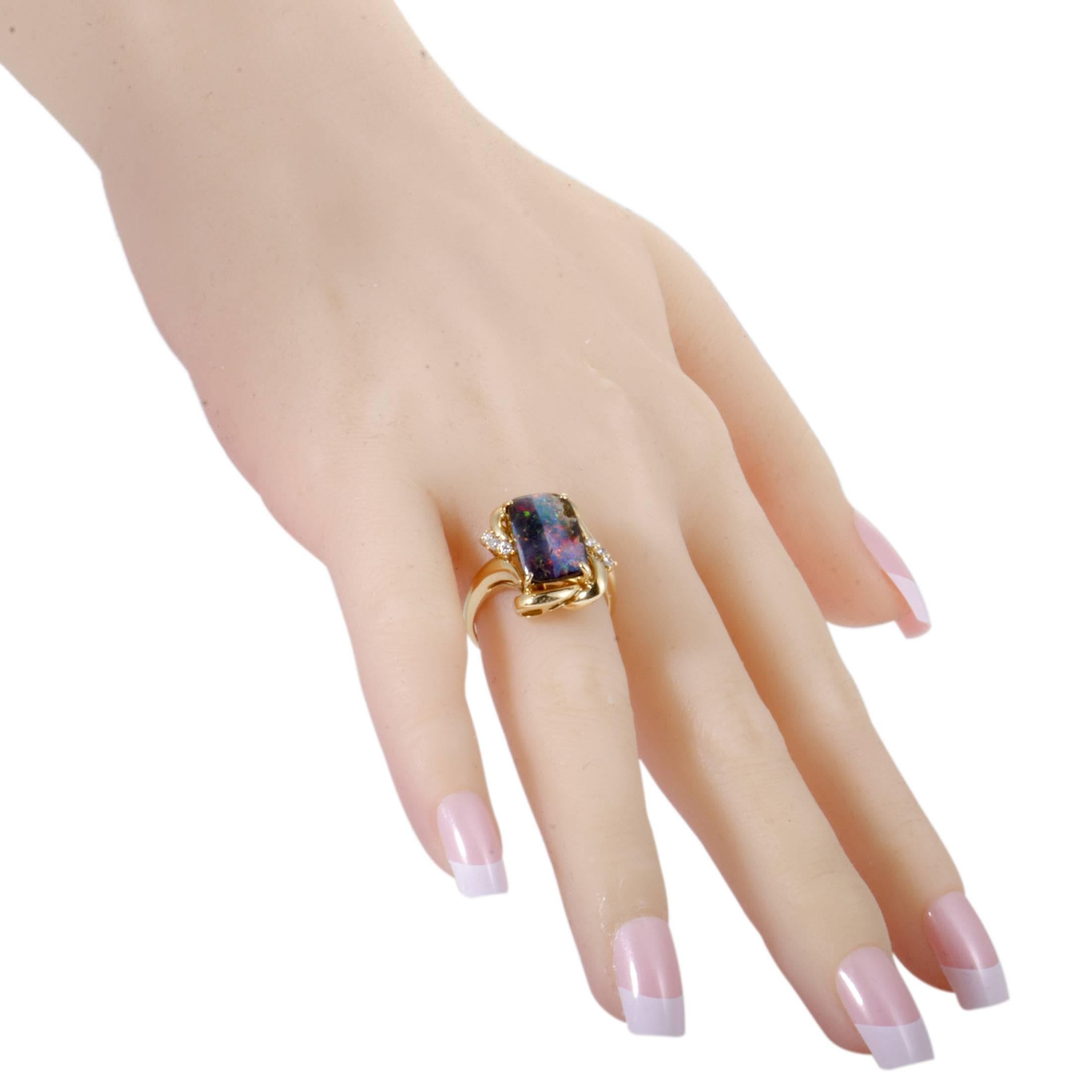 Diamond Multicolored Opal Gold Ring In Excellent Condition In Southampton, PA