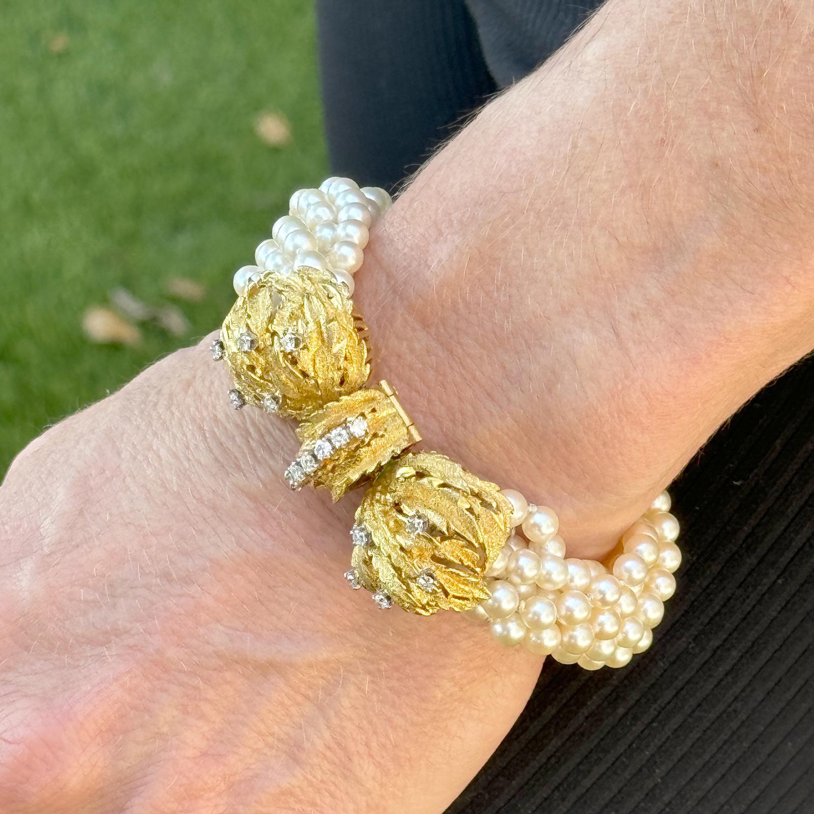 Diamant- Multistrang-Perlenarmband aus 18 Karat Gelbgold mit gedrehten Diamanten (Moderne) im Angebot