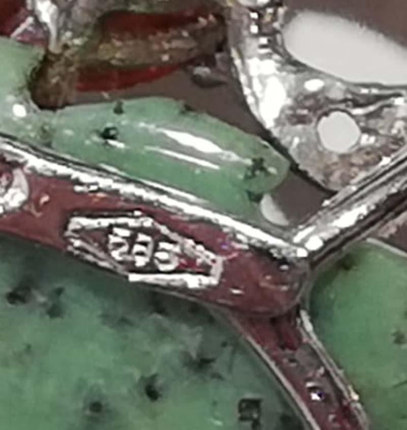 Donna Ciondolo a forma di foglia con diamante e zaffiro multicolore, oro 14KT in vendita