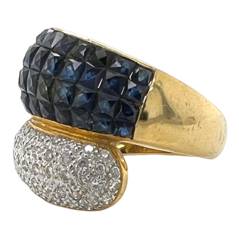 French Cut Diamond Natural Blue Sapphire 18 Karat Yellow Gold Vintage Bypass Ring  For Sale