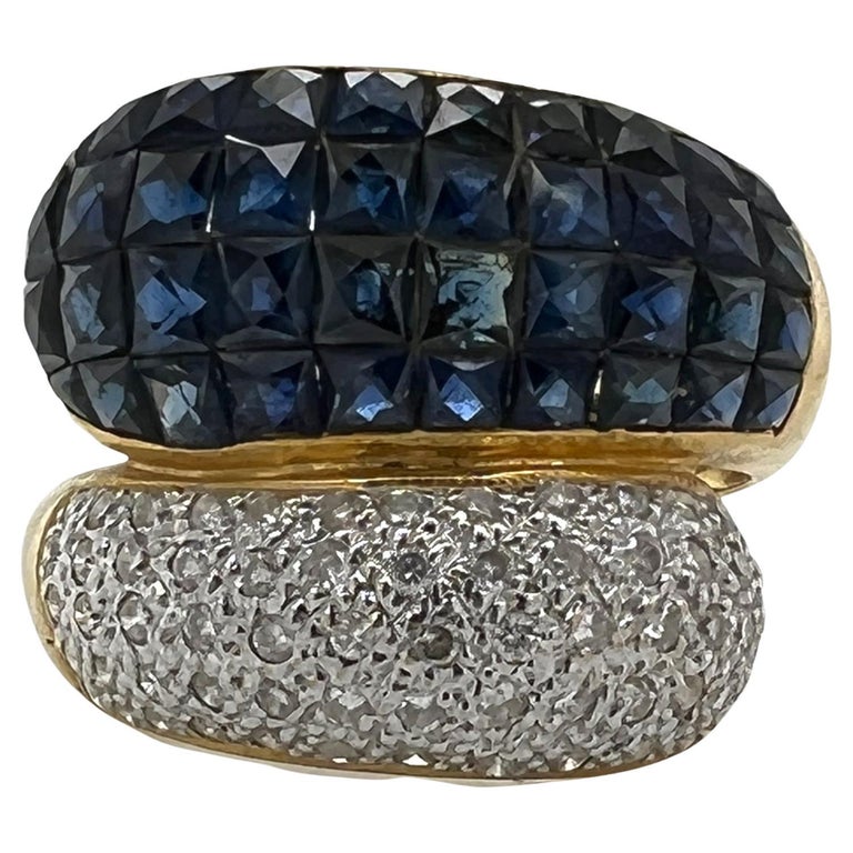 Diamond Natural Blue Sapphire 18 Karat Yellow Gold Vintage Bypass Ring  For Sale