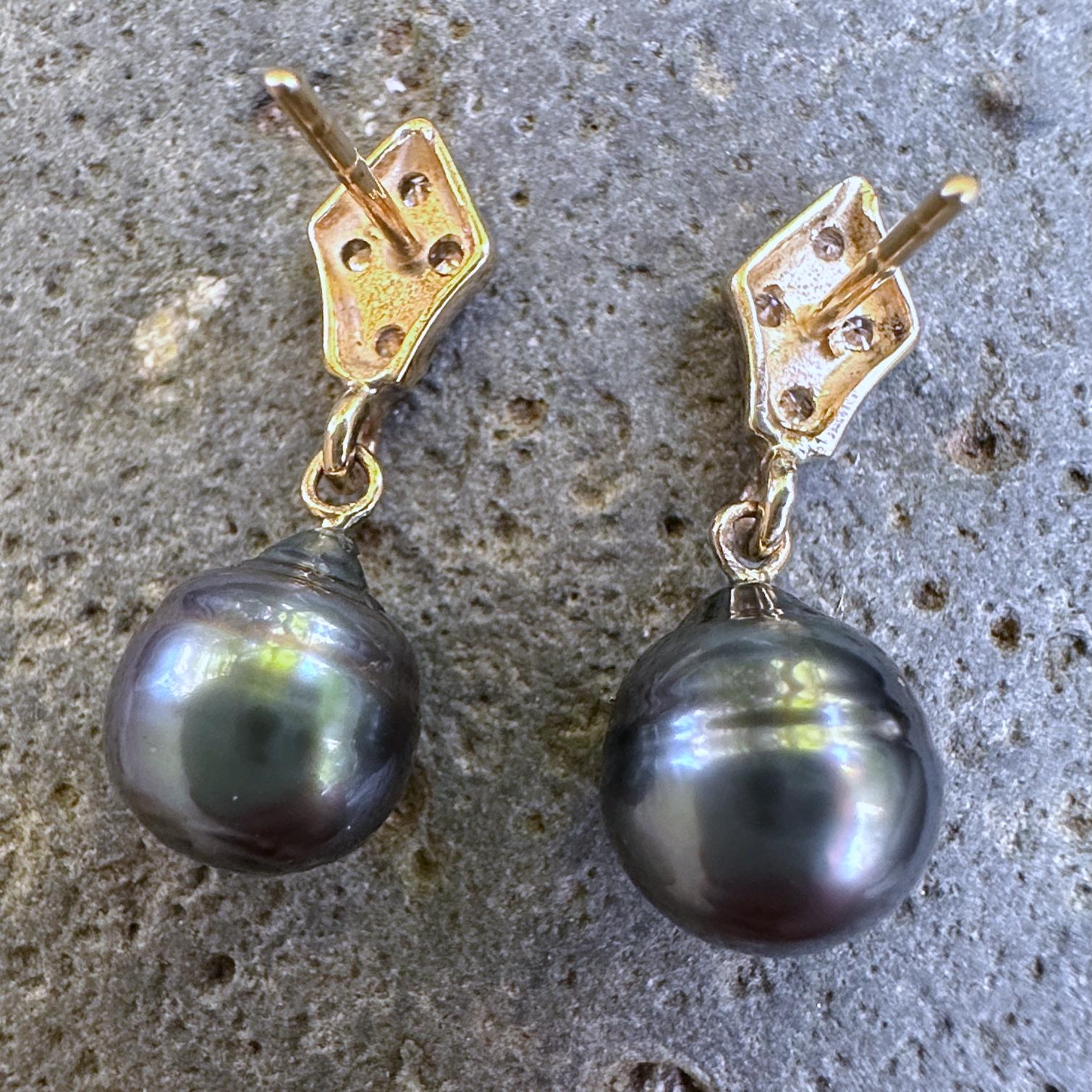 Pendientes Navette de Diamantes con Gotitas Tahitianas Barrocas de 8 mm en Oro Amarillo en venta 1