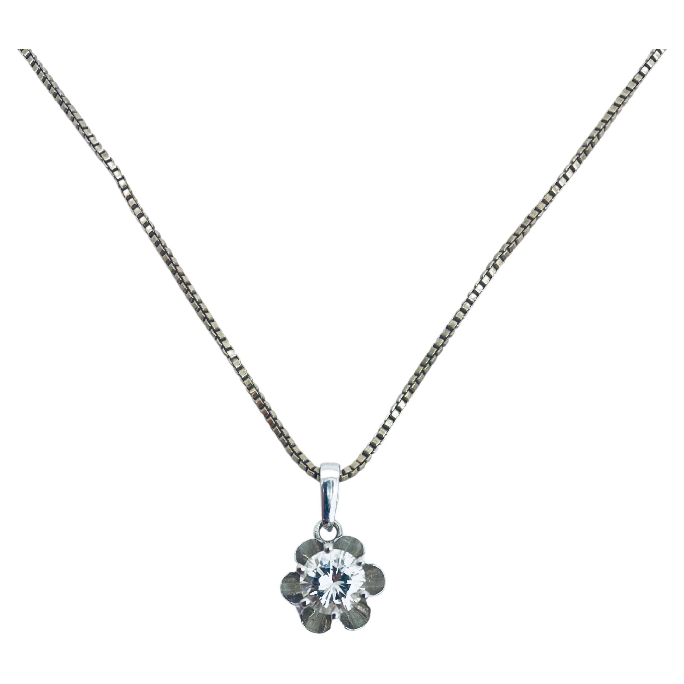 Diamond necklace 1.25ct in a brilliant cut  In Good Condition For Sale In Berlin, BE
