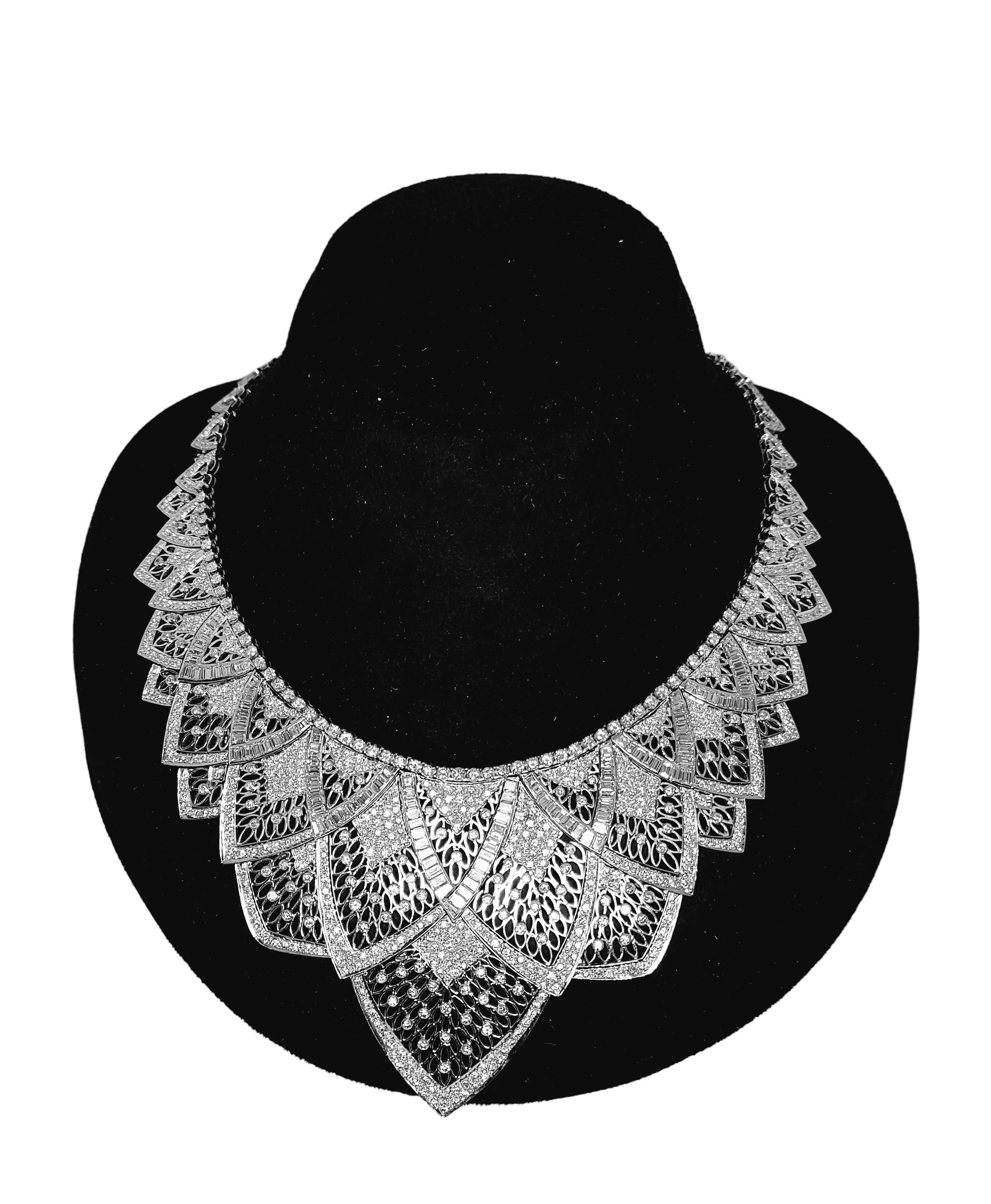 Women's or Men's Diamond Necklace 9.17ct Baguette Cut Diamonds & 17.06ct Brilliant Cut Diamonds  For Sale