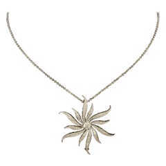 Halskette und Brosche aus Weißgold mit Diamanten, ca. 1930er Jahre