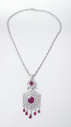 Diamant-Halskette und Rubin mit Diamant-Anhänger/Brosche in 18K Weißgold-Fassung