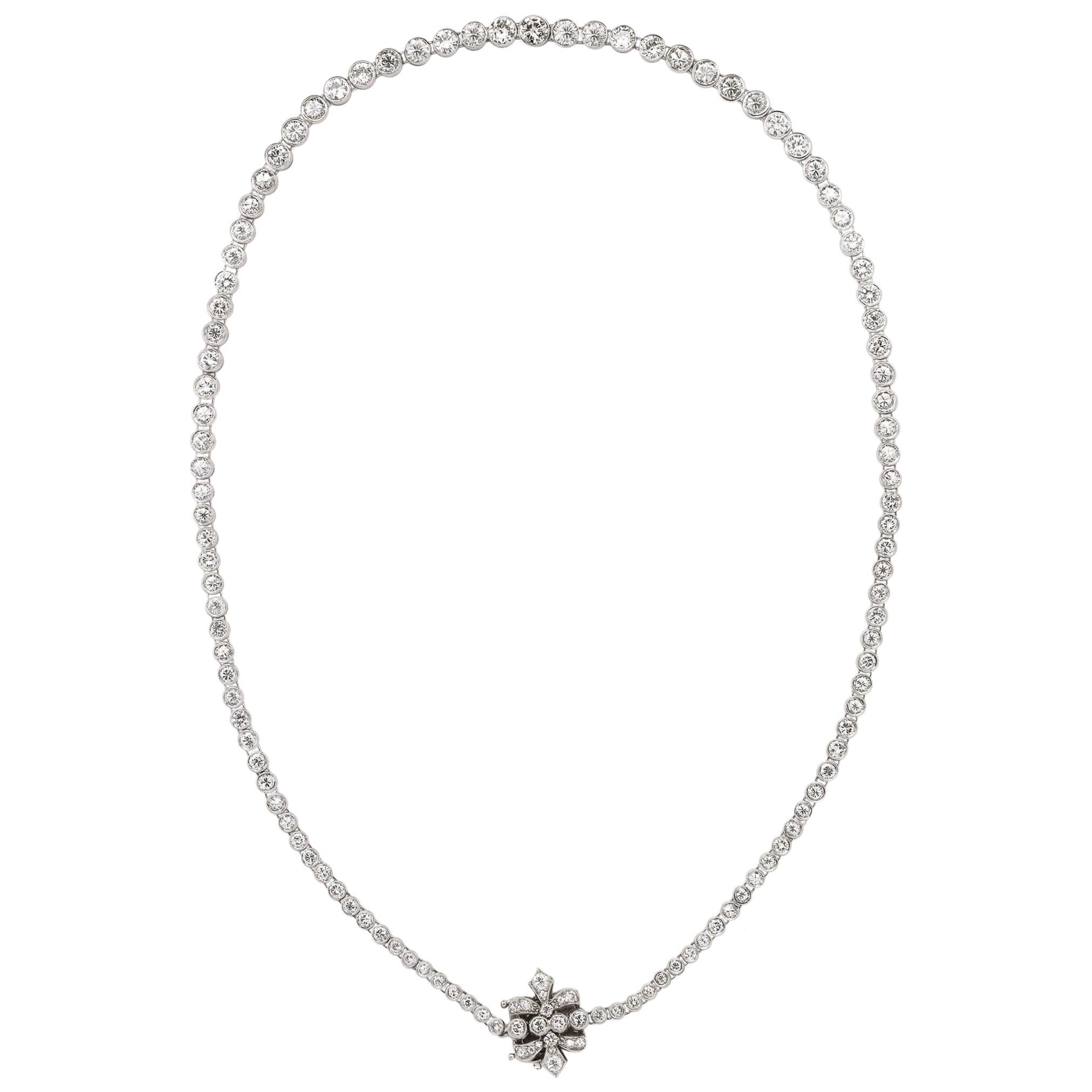Diamond Necklace Bezel-Set in Platinum White Sparkling Diamonds Flower Clasp For Sale