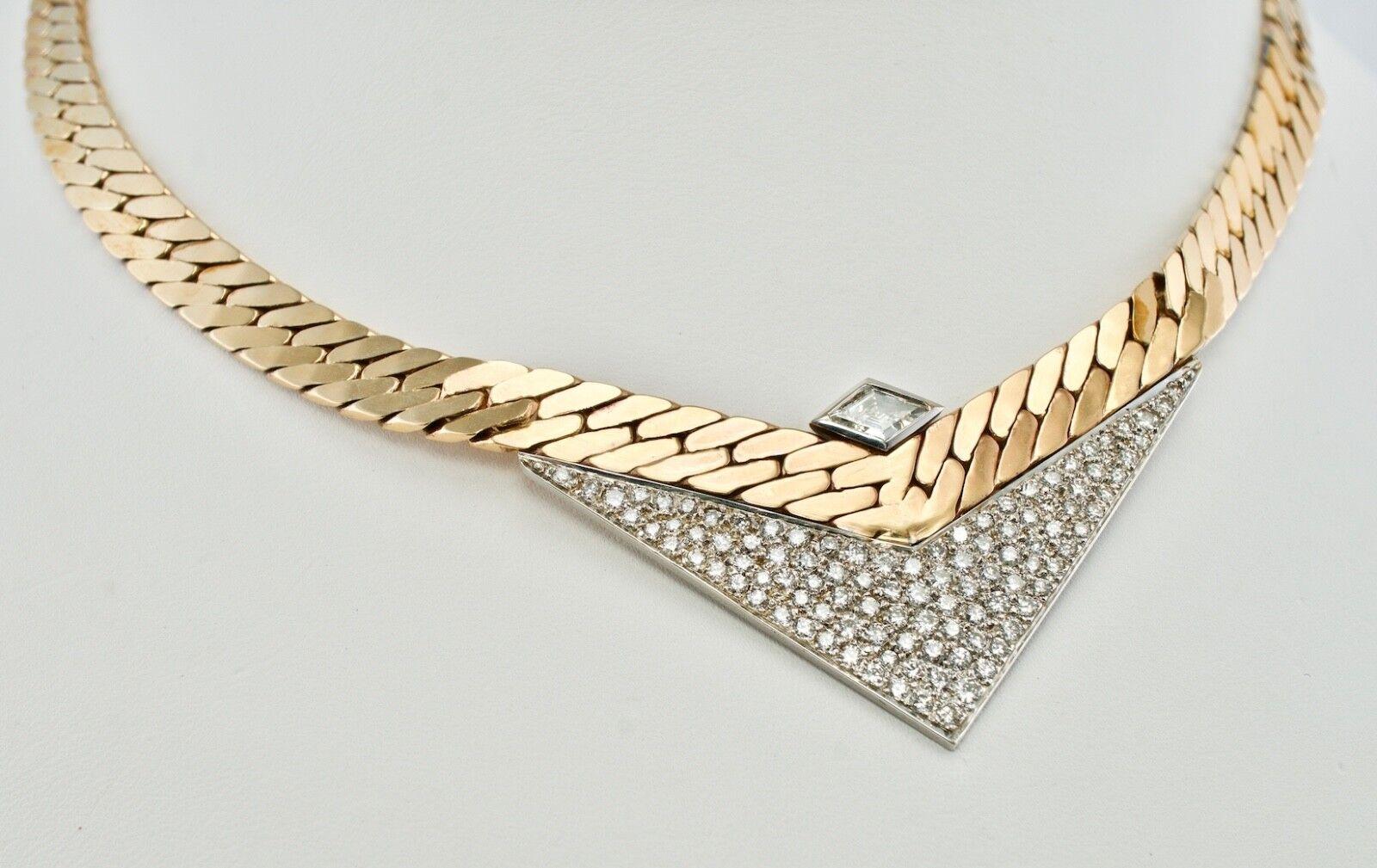 Round Cut Diamond Necklace Choker 18K & 14K Gold Geometric V by Sande Italy For Sale