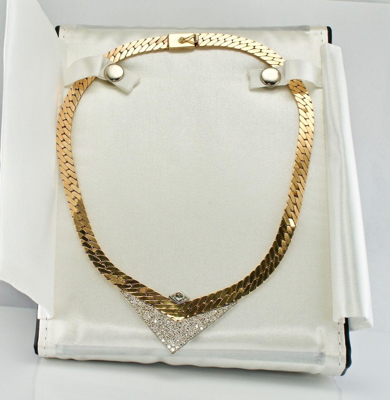 Diamond Necklace Choker 18K & 14K Gold Geometric V by Sande Italy In Good Condition For Sale In East Brunswick, NJ